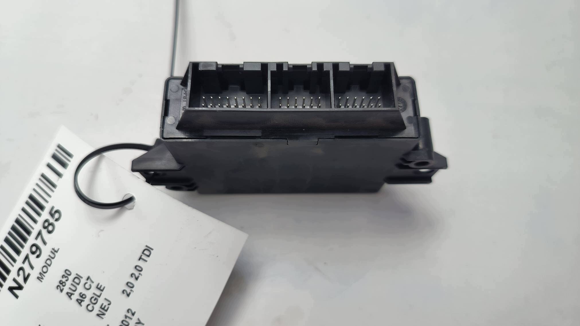 upravljačka 4H0919475N PDC AUDI A6 C7