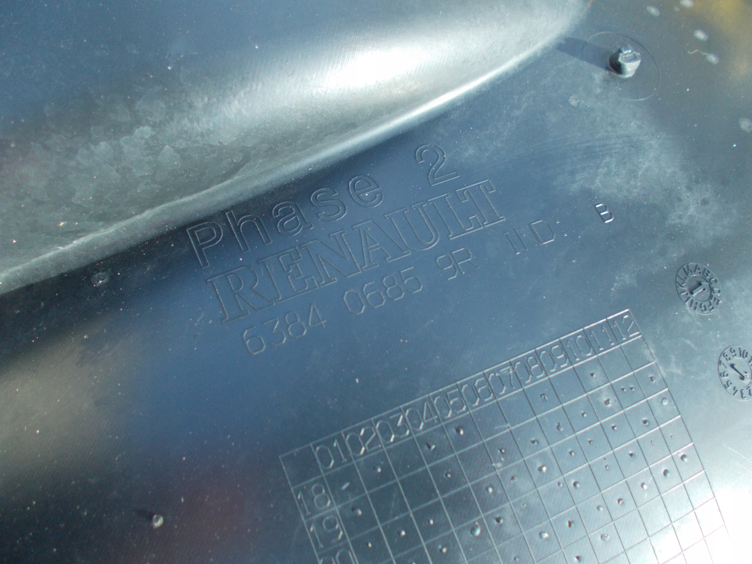 RENAULT MASTER III LIFT mudguard front right 638426238R