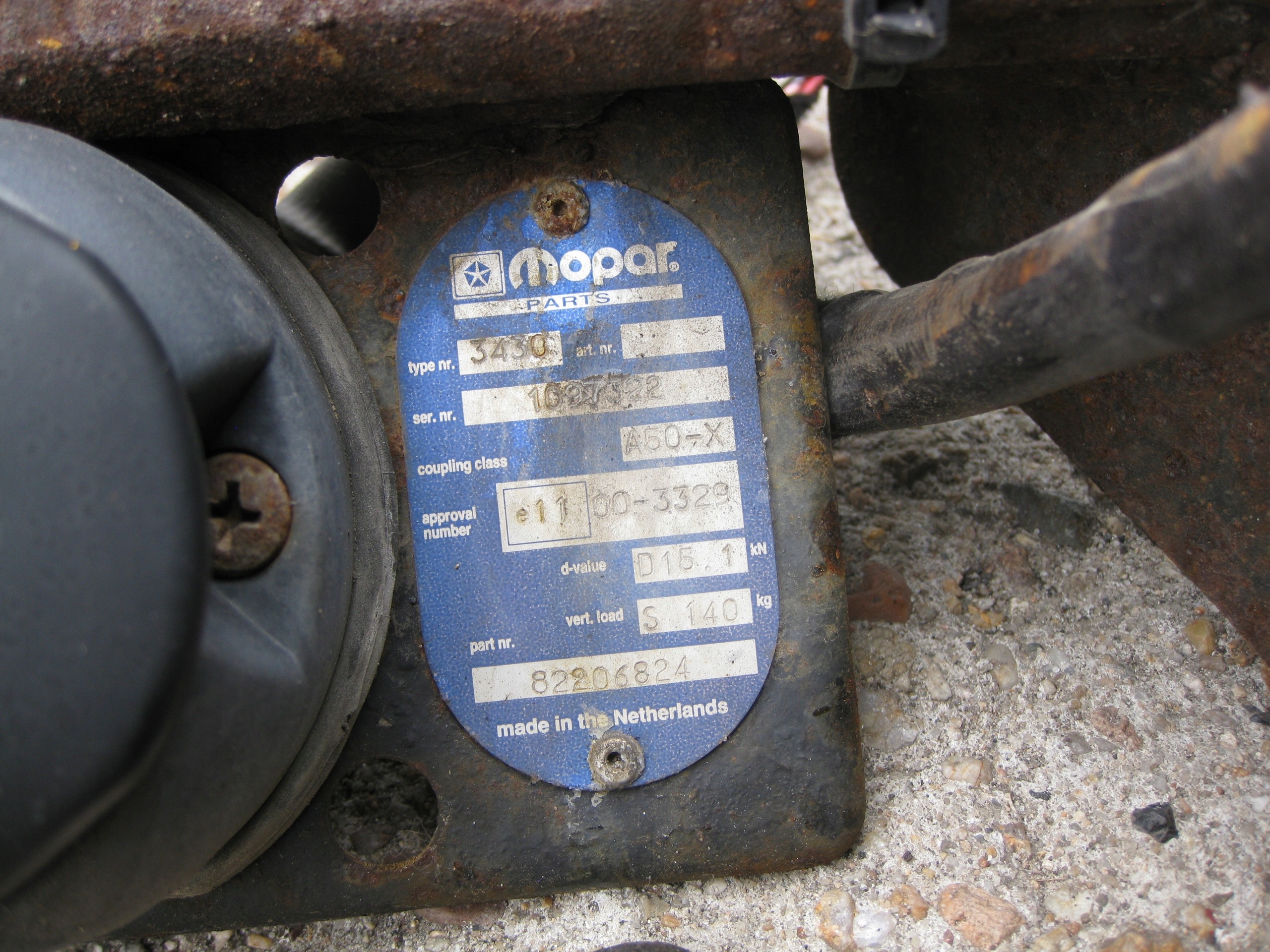 JEEP CHEROKEE LIBERTY KJ tow WYPINANY MOPAR module KPL 82206824