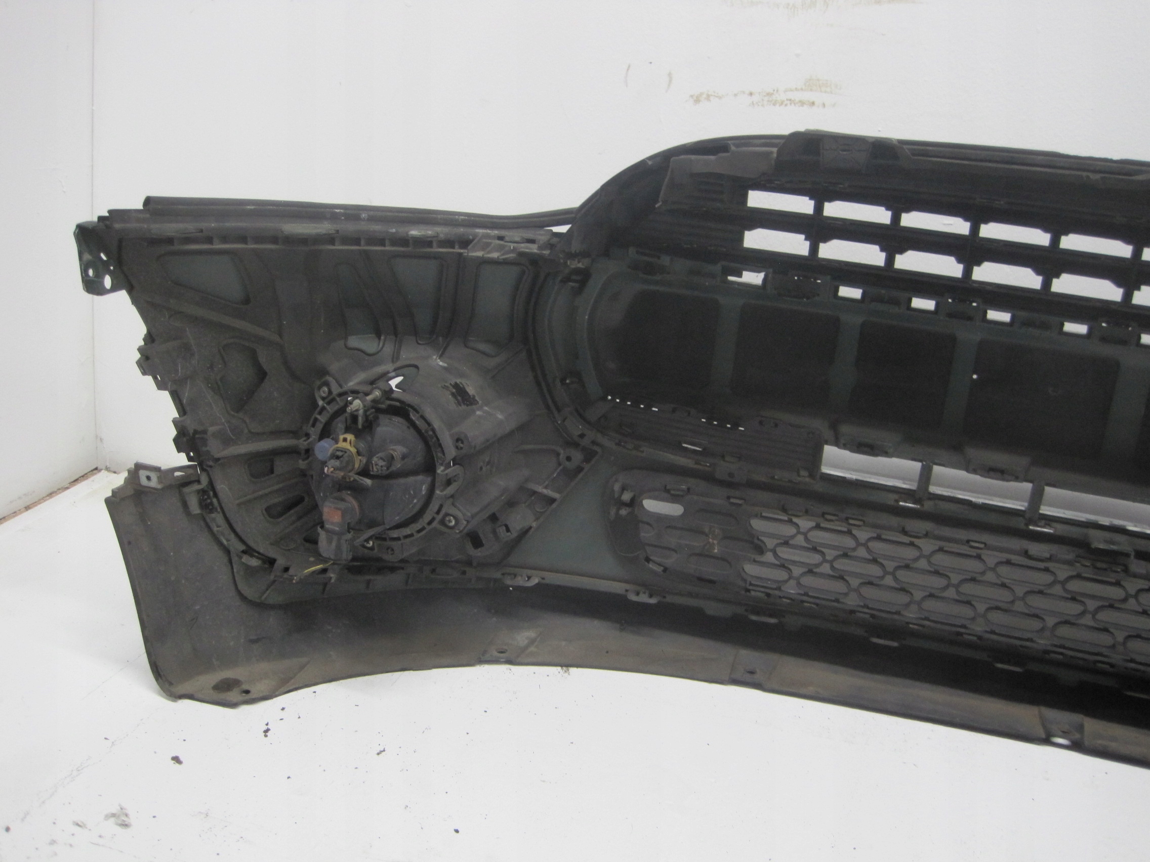 bumper MINI F55 16R front front PEKNIETA grille