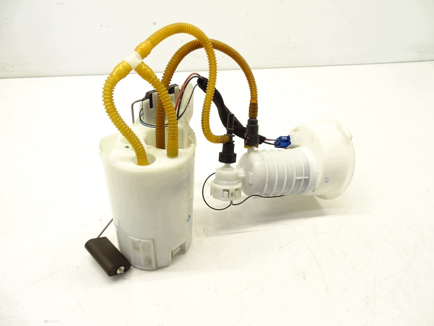 feed pump fuel BMW Z4 E89 2.0 7197687 7165328
