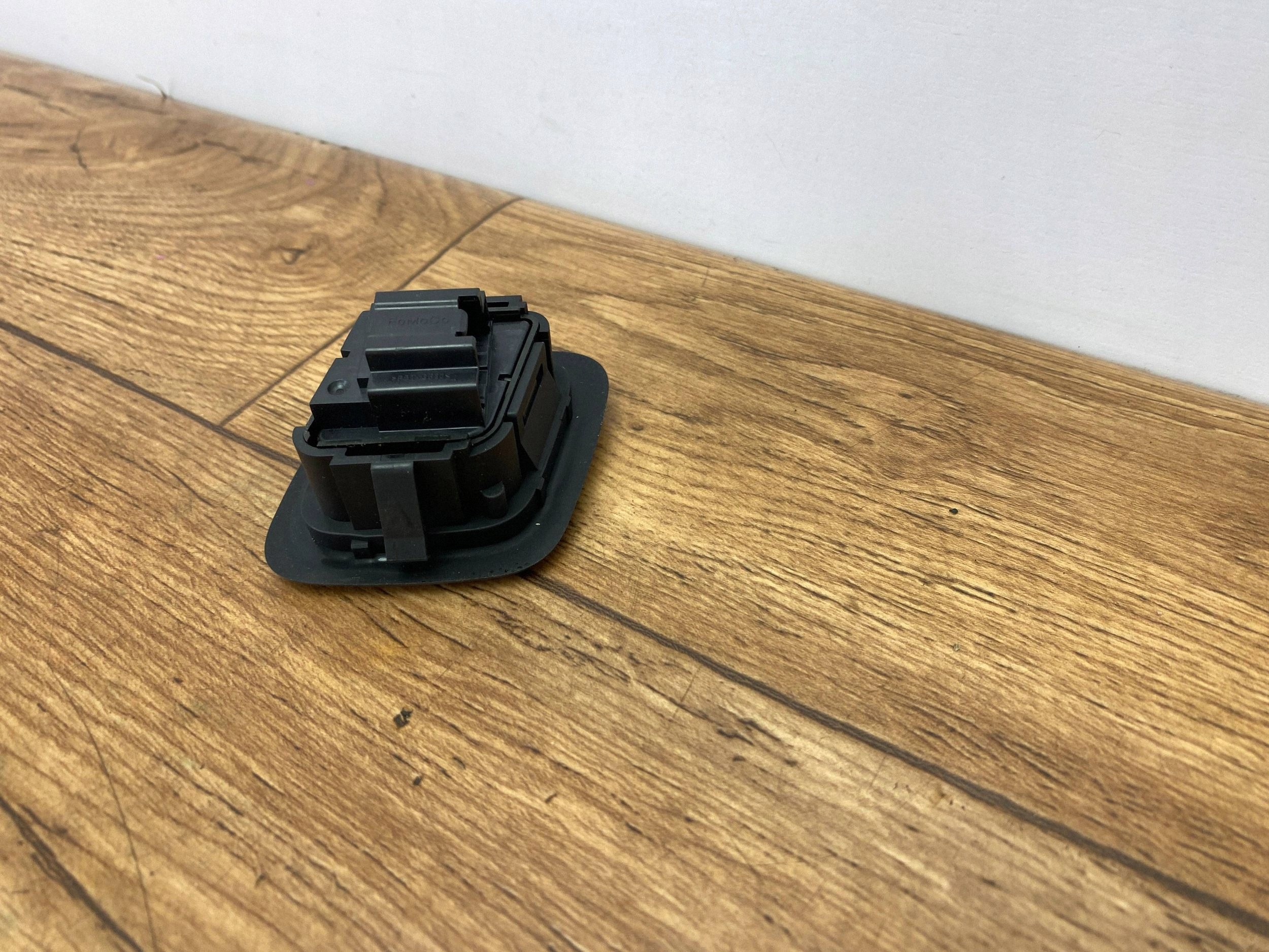 button pamieci seat Ford Escape IV Kuga MK3 2020+