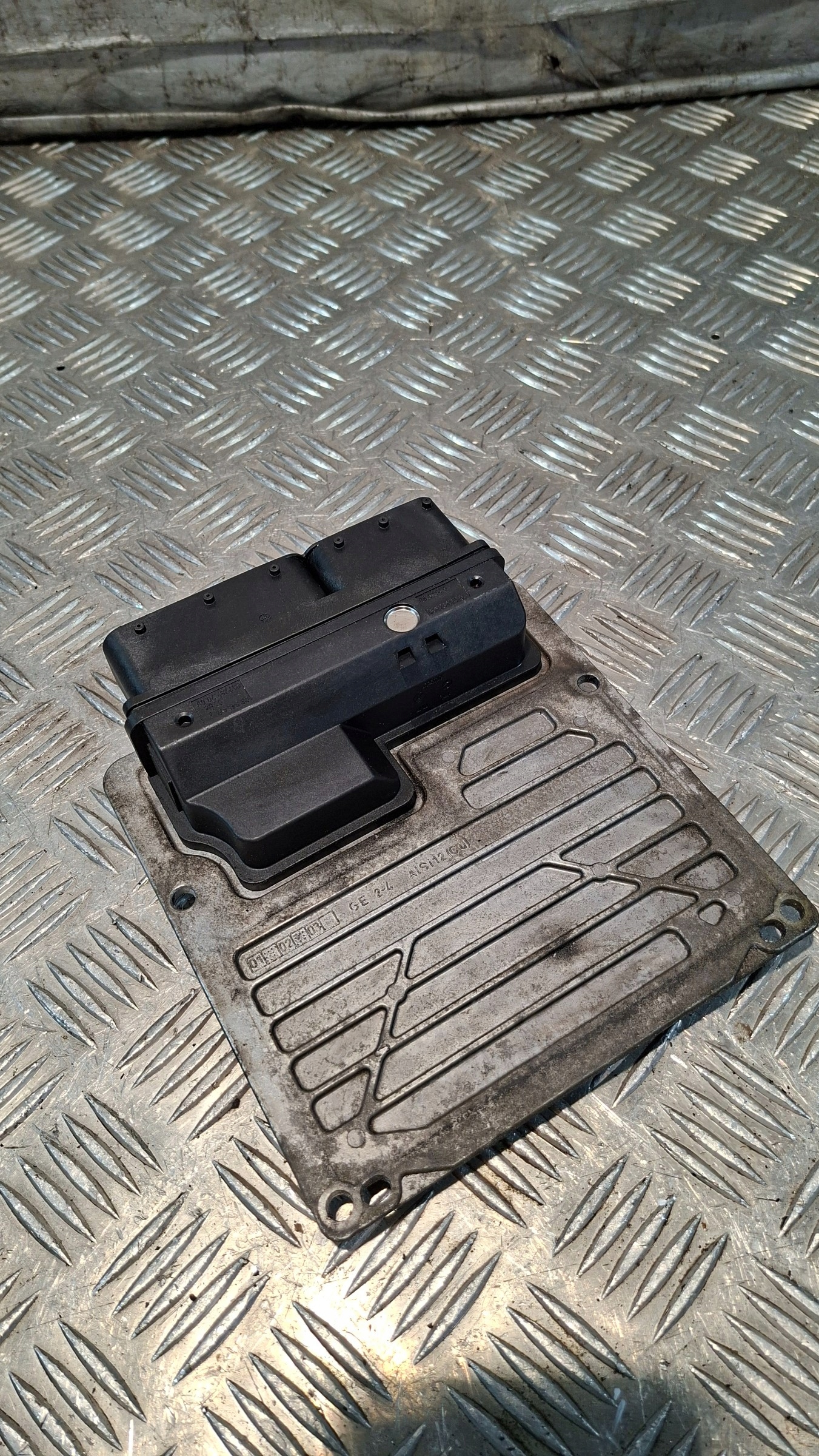 control unit of the engine MERCEDES W203 1.8K