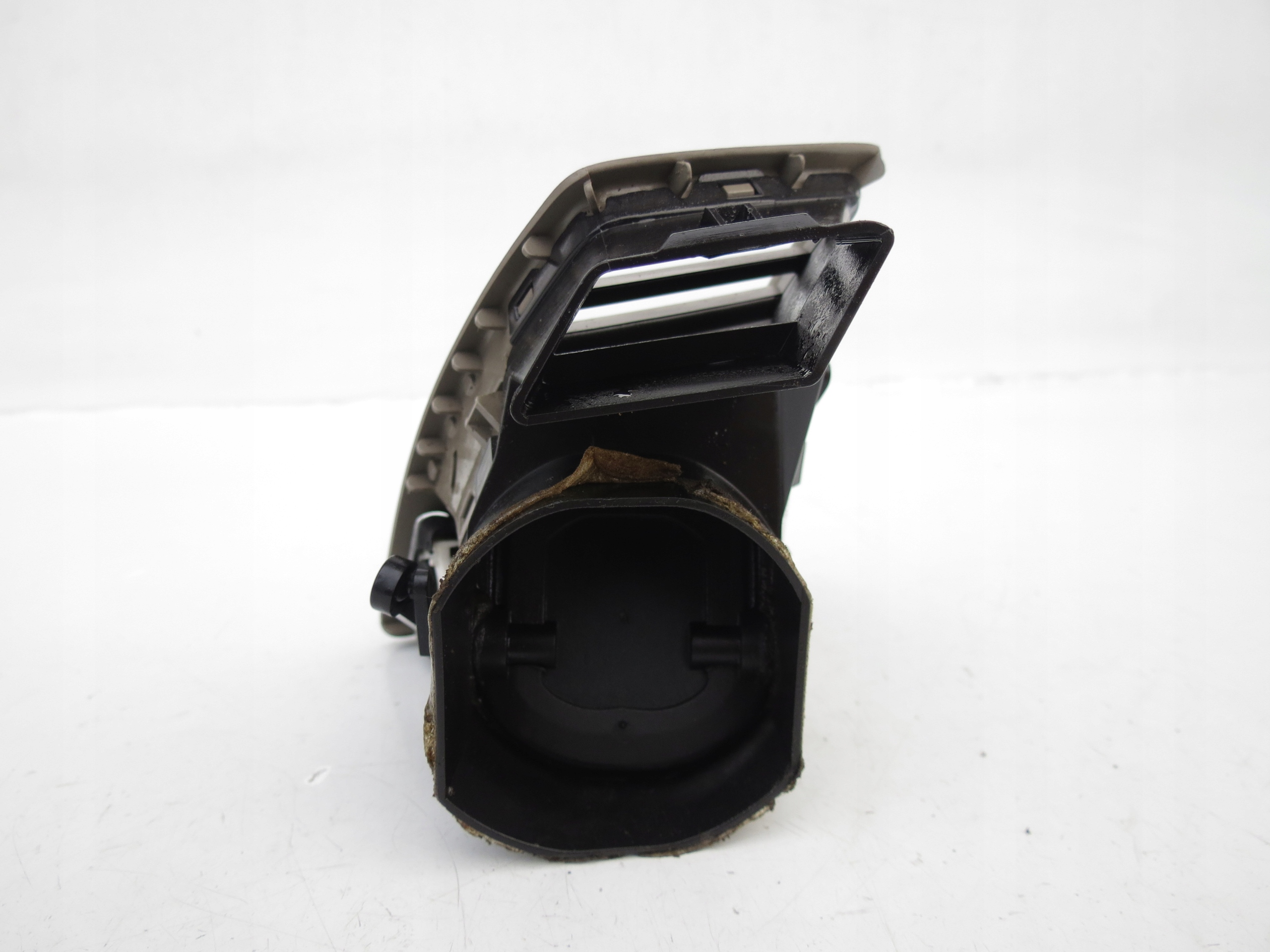 grid air conditioning devices of the dashboard consoles left left front VOLVO XC90 and