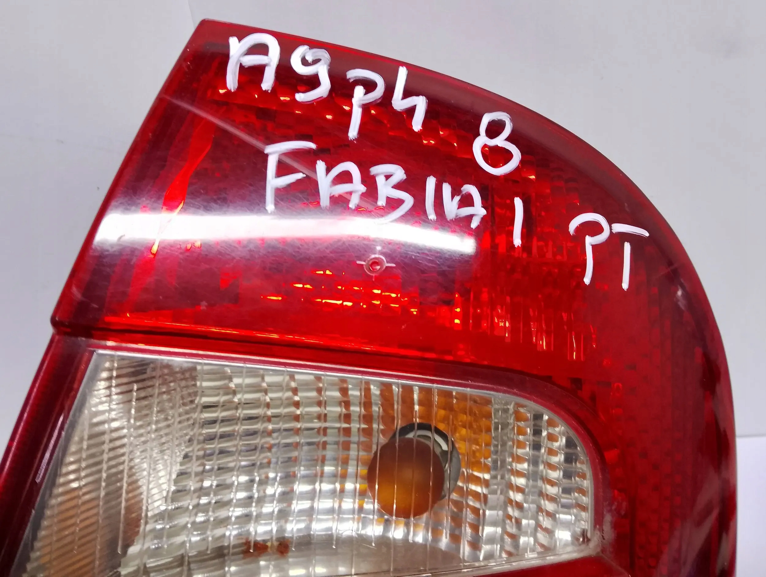 Skoda Fabia Mk1 (6Y) 2001 lights rear. 6Y6945096B
