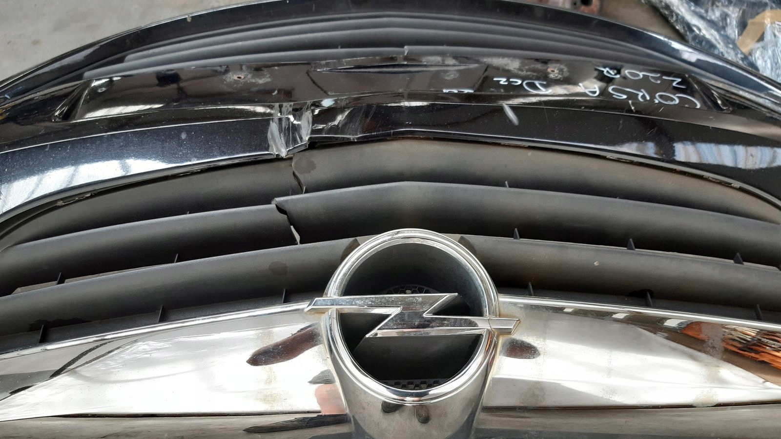 bumper front front Opel Corsa D 1,2 3D Z20R
