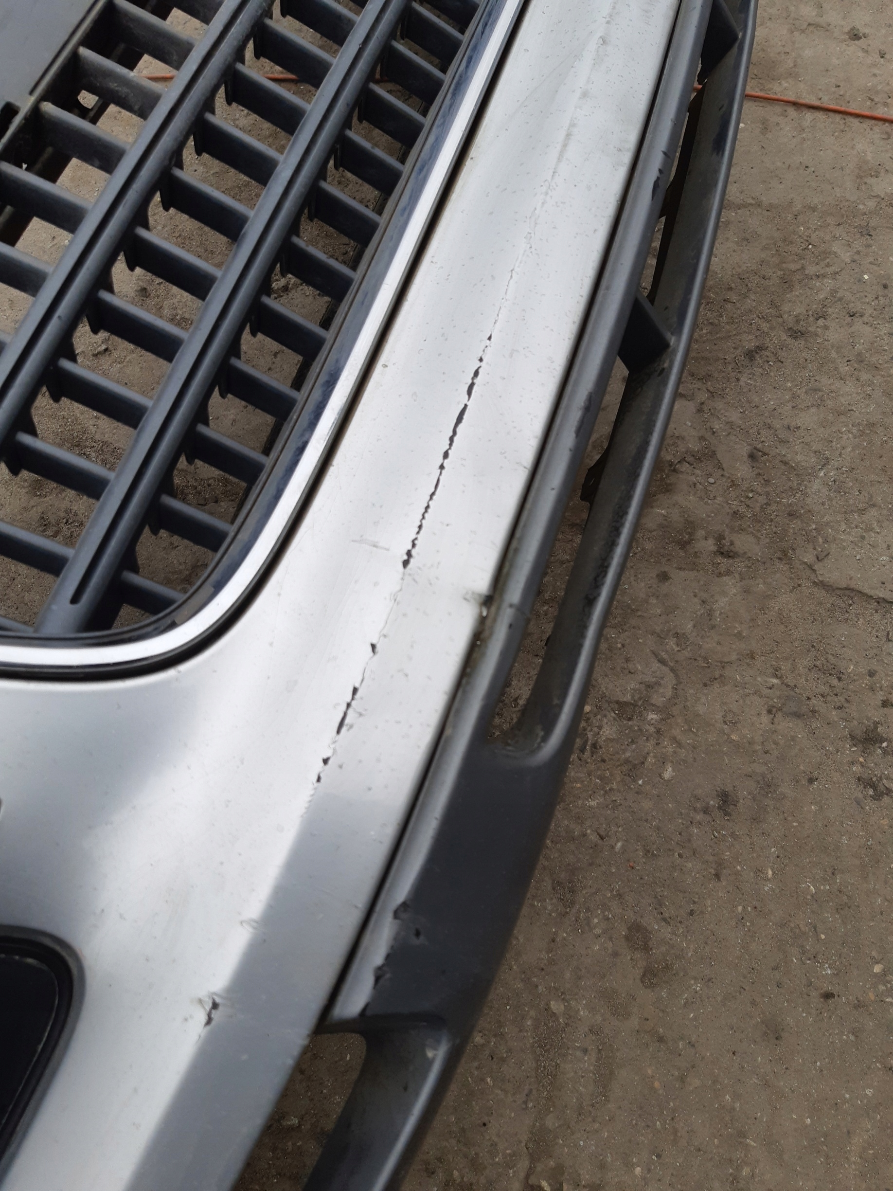 AUDI Q7 4L LX7W front bumper grill grille front