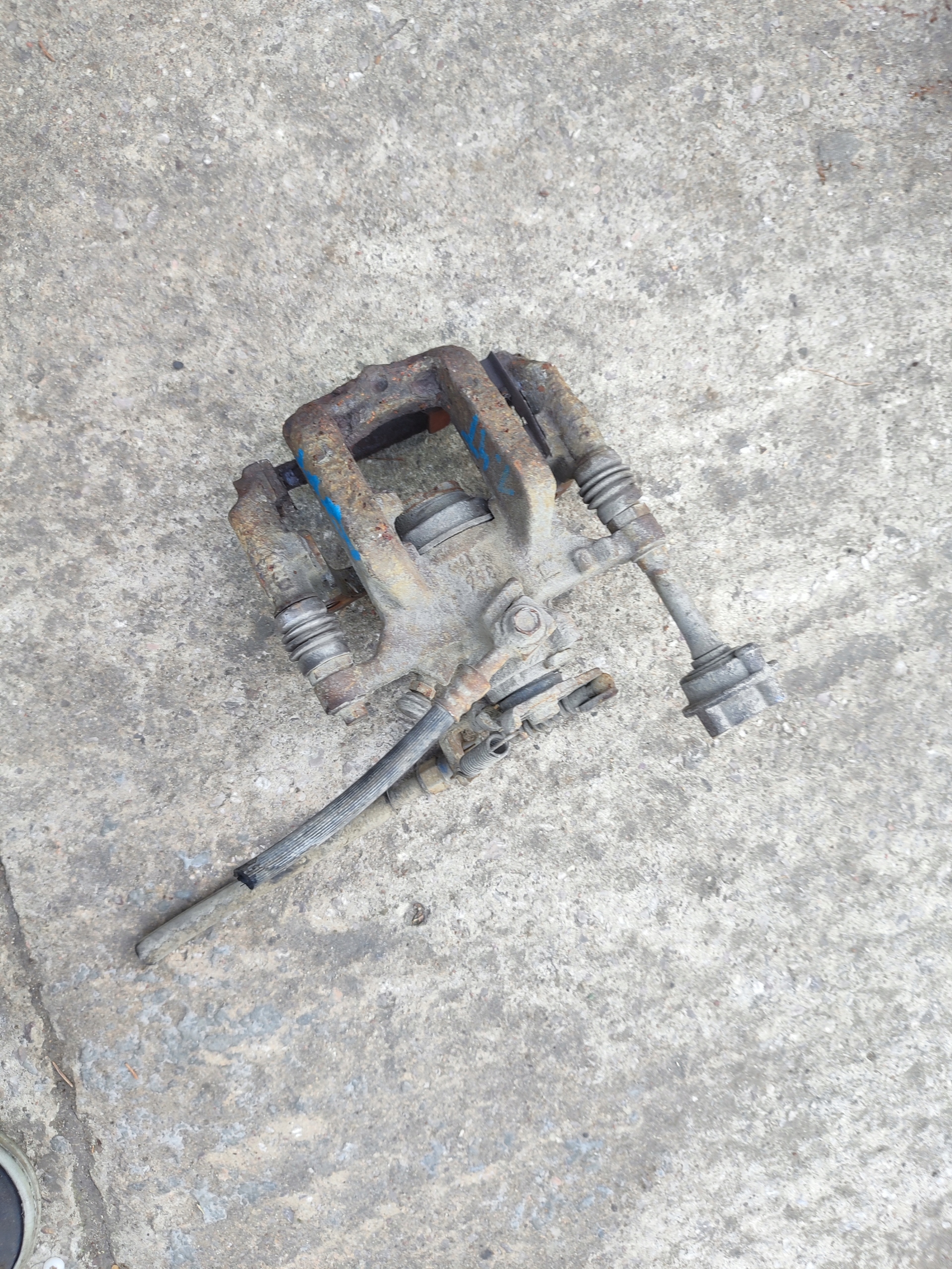 caliper brake right rear part right rear Opel Astra j