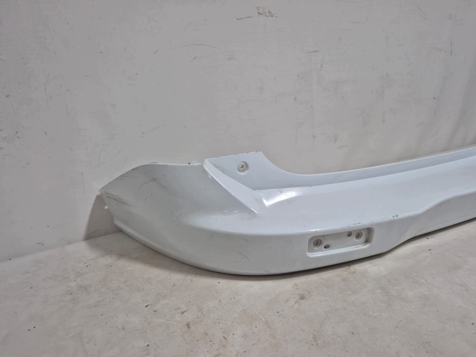 FORD TRANSIT COURIER e 1 MK1 14-23 Paraurti posteriore posteriore