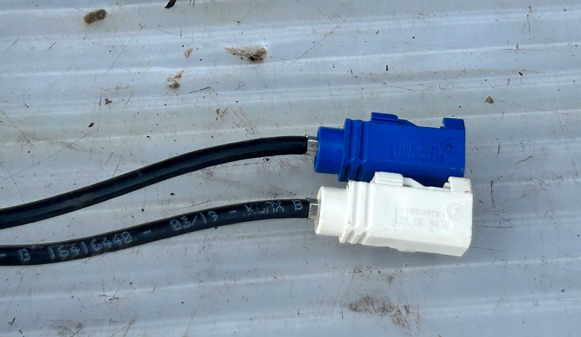 bundle wiring ANTENY NAVI CITROEN C3 III 16- 9813715380