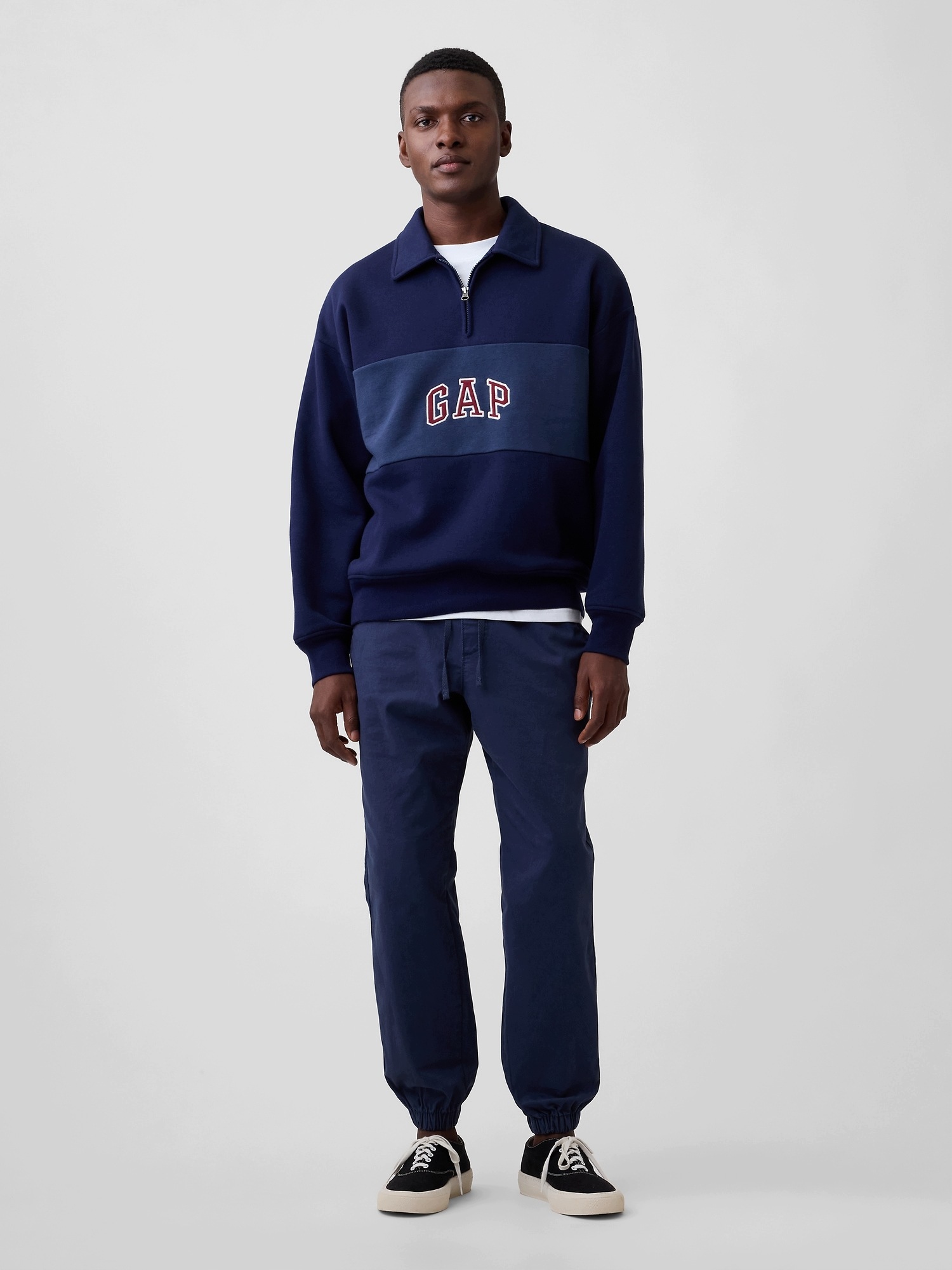 Gap Kalhoty Joggers GapFlex
