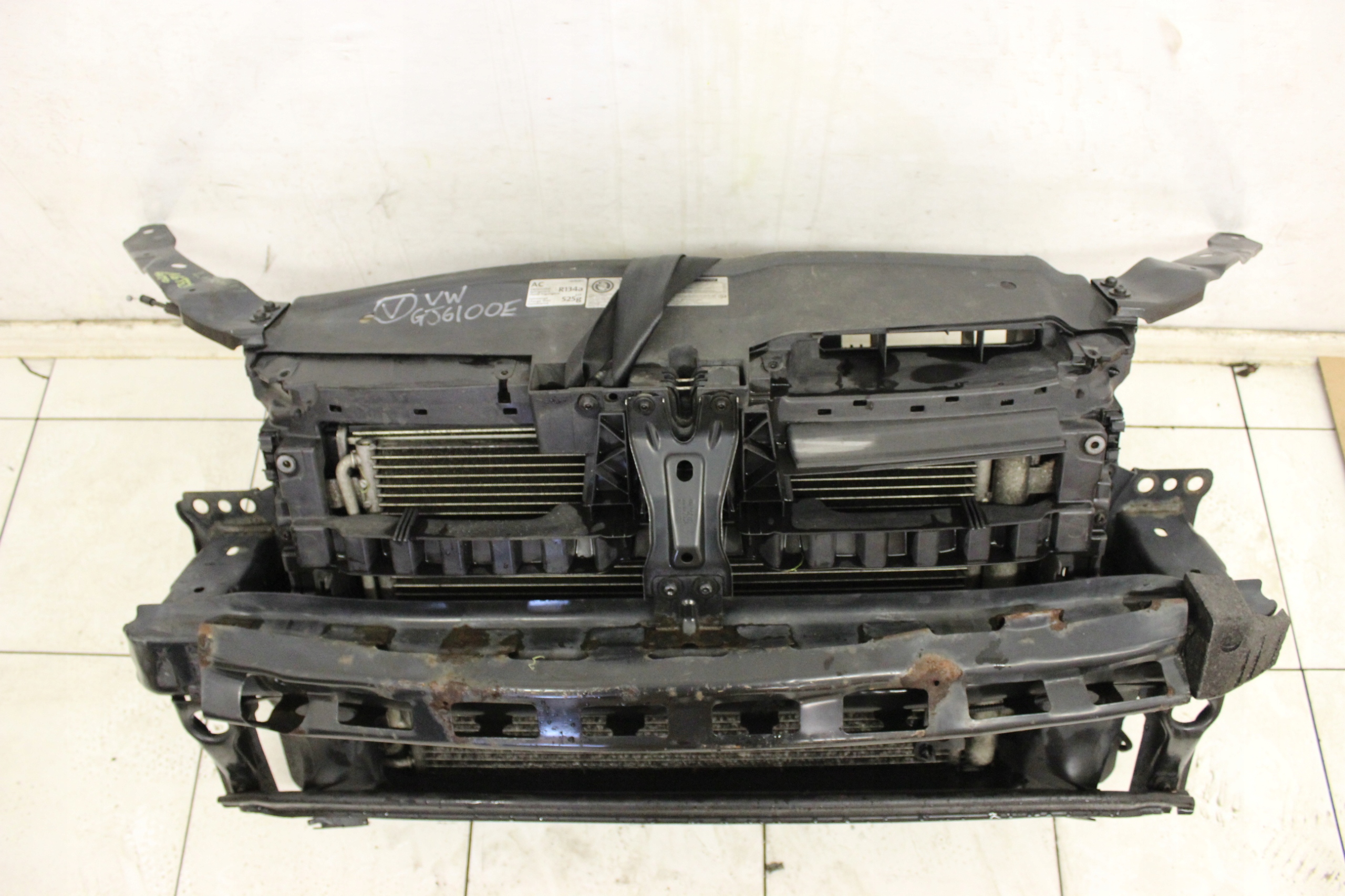 PAS PRZÓD CHŁODNICE VW GOLF 6 VI 1.6 TDI AUTOMAT