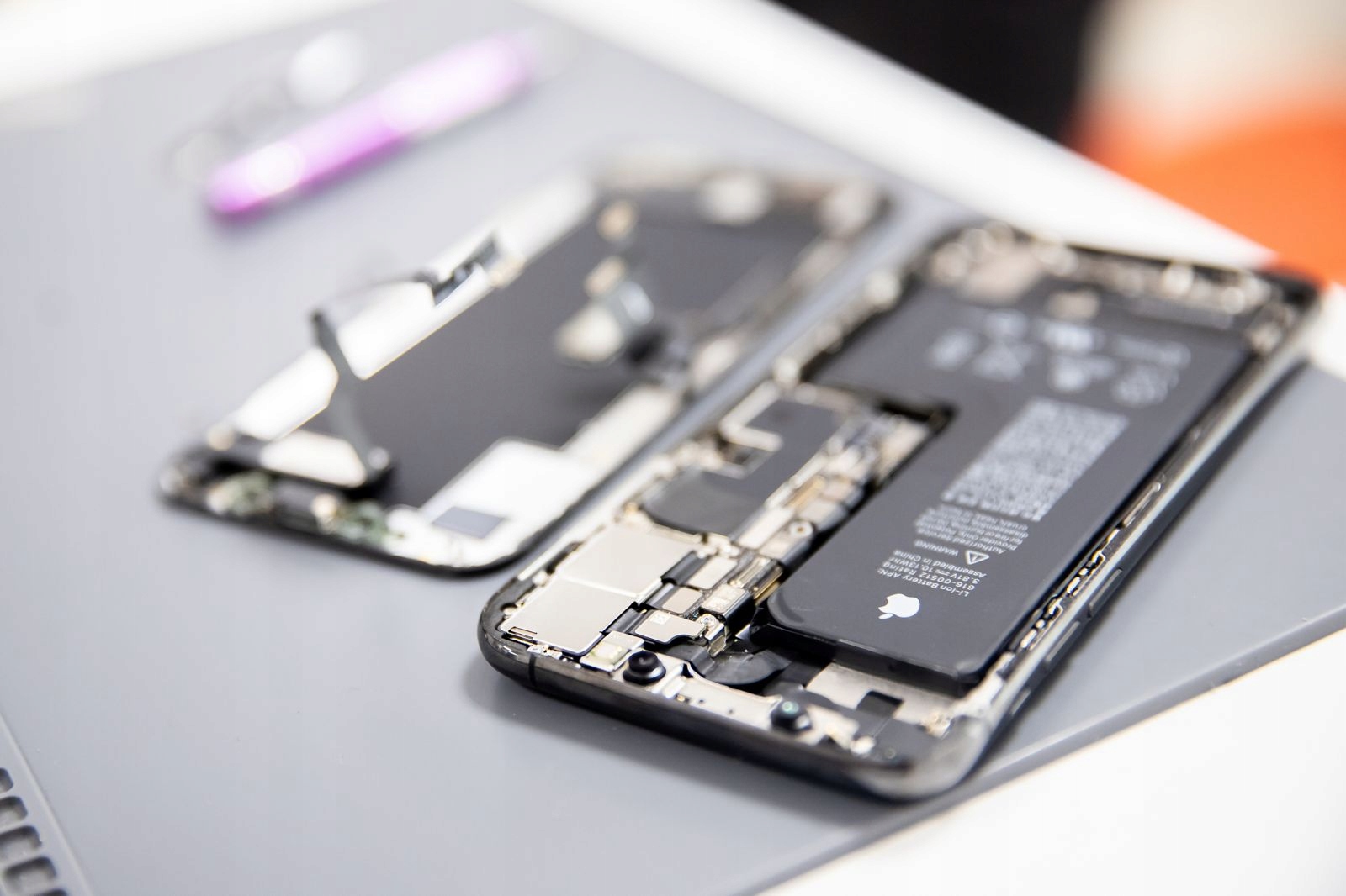 Głośnik dół Loudspeaker do Apple iPhone 13 Mini A2481 A2626 A2628 A2629 EAN (GTIN) 8713445127639