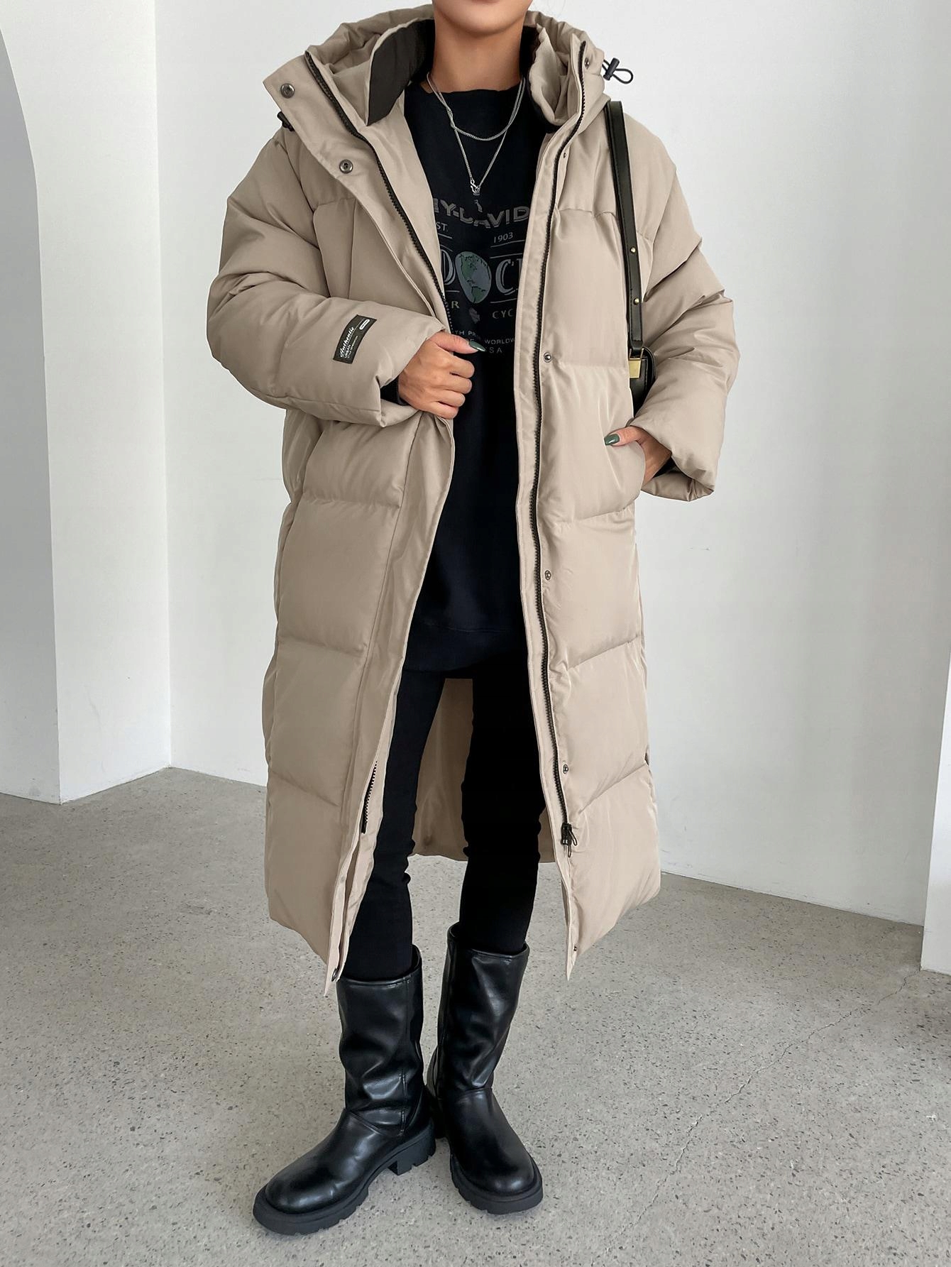 KU646 Dazy Péřový Kabát S Kapucí Béžový (6) Xs