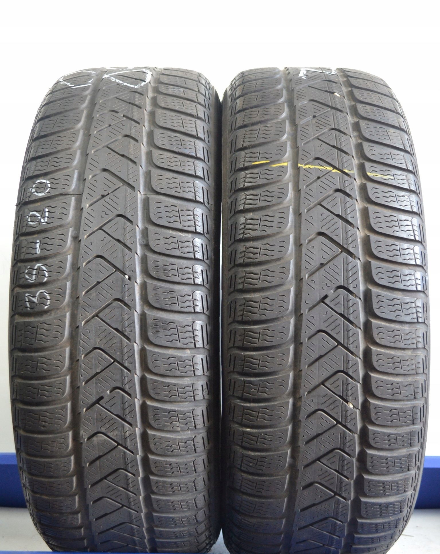 215/60R16 95H PIRELLI WINTER SOTTOZERO 3 x2szt 8437z Marka Pirelli
