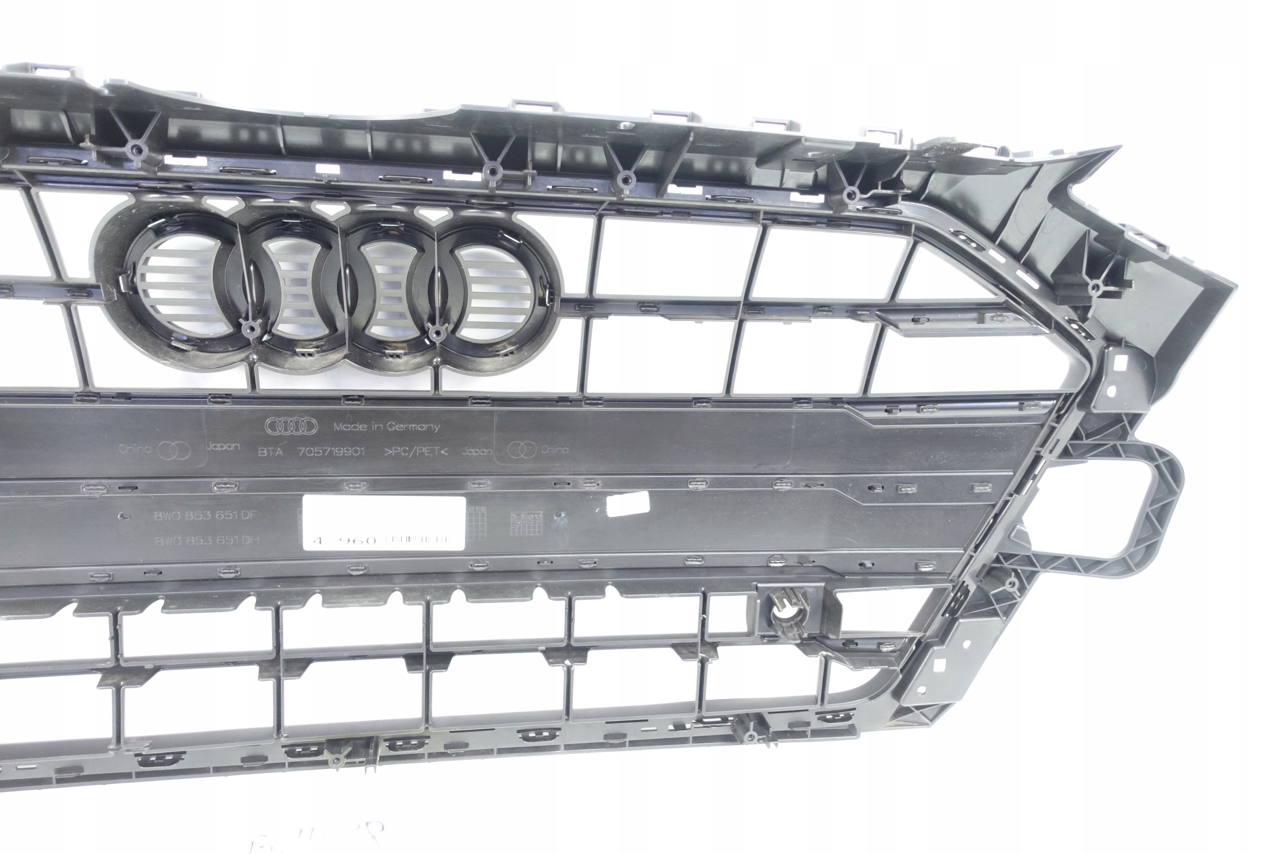 Grille AUDI A4 B9 8W0 LIFT 19- 8W0853651DF