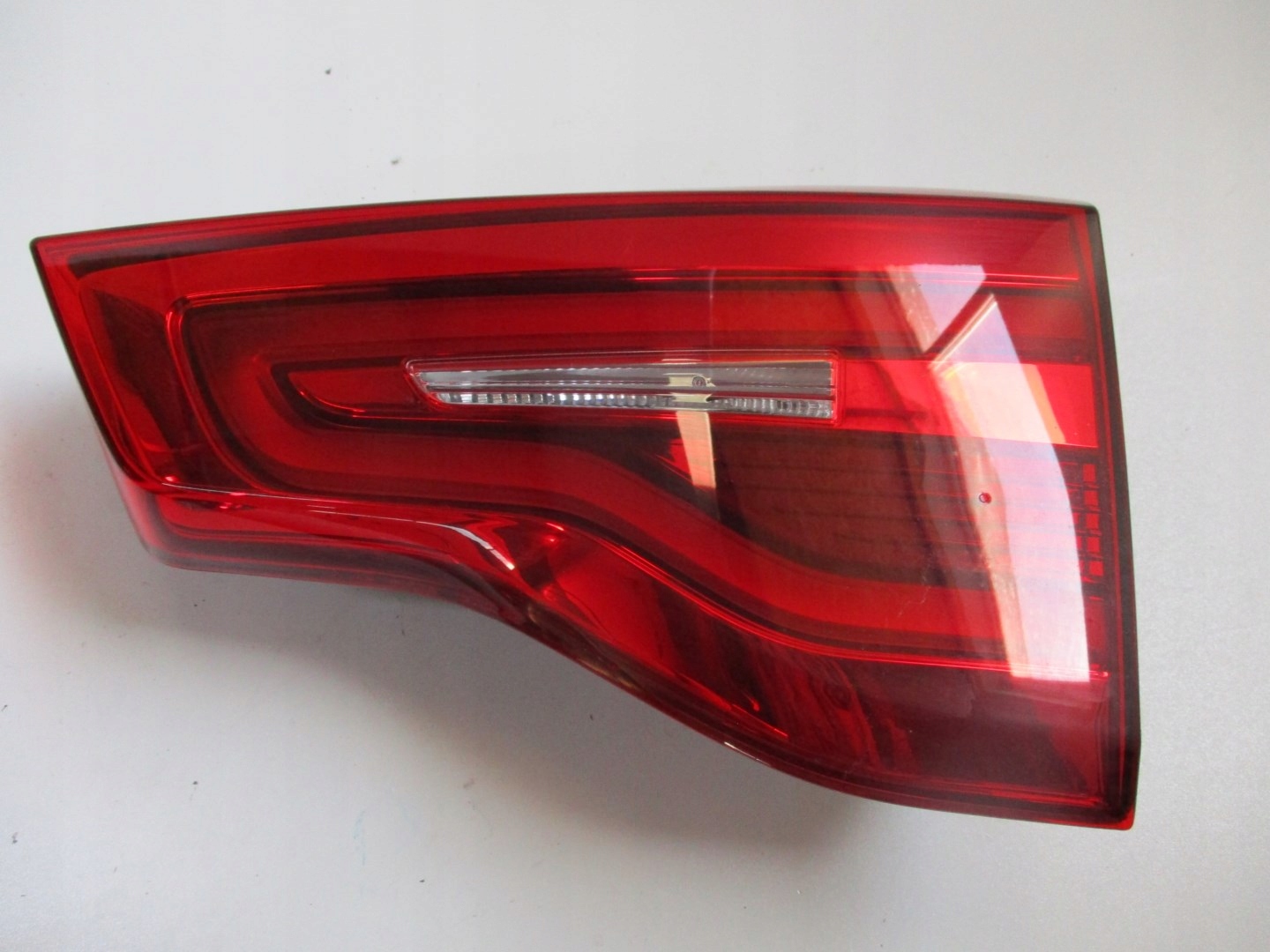 фонарь X3 G01 led правый H7740874209