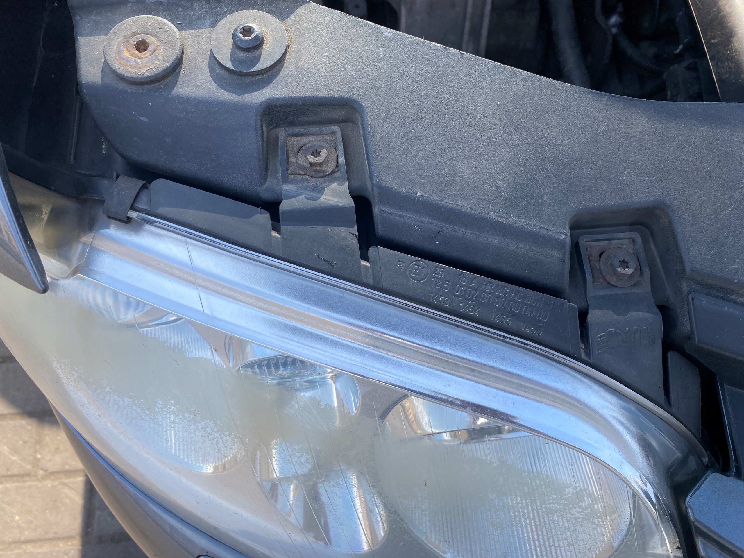 REFLEKTOR light right front front VW Touran 1 l 03-05 1T1