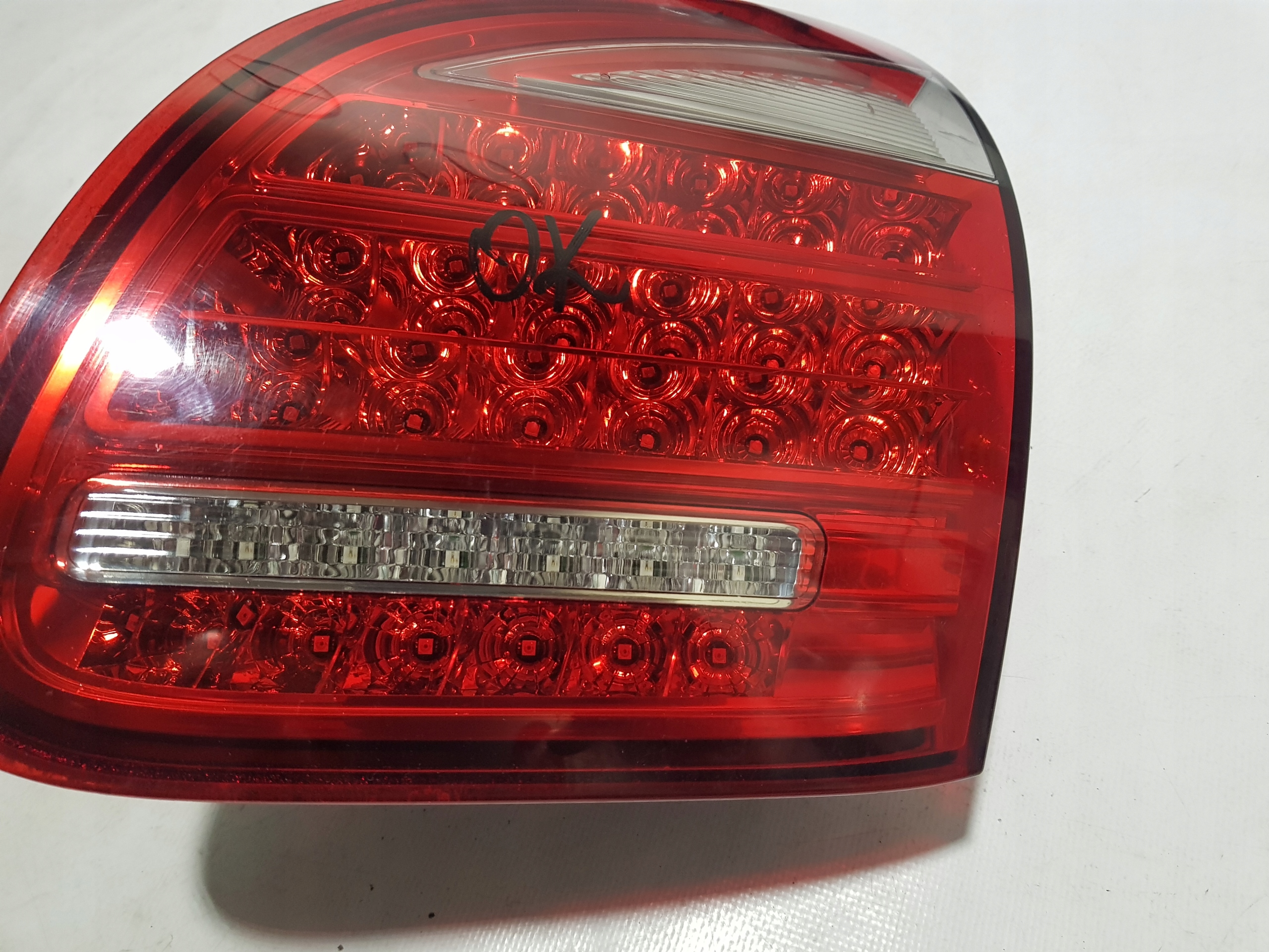 light right rear part rear bonnet PORSCHE CAYENNE 7P5 7P 7P5945094K