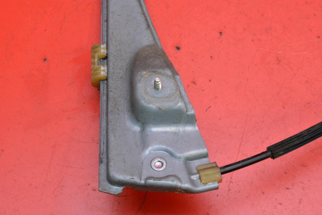 window regulator left front EU 807010002R RENAULT LAGUNA 3 III KOMBI 07-11