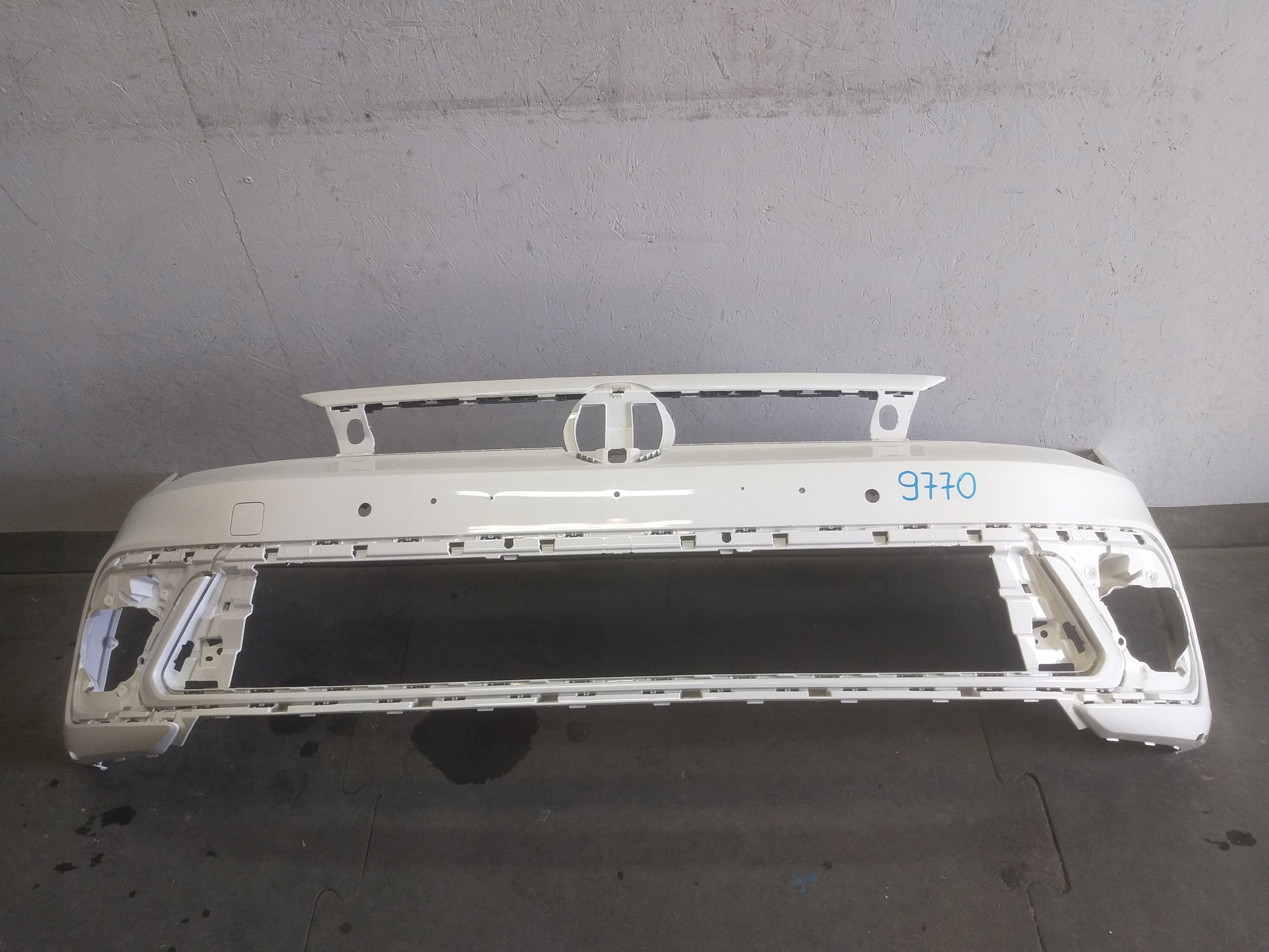 bumper front VW POLO 2GS LIFT