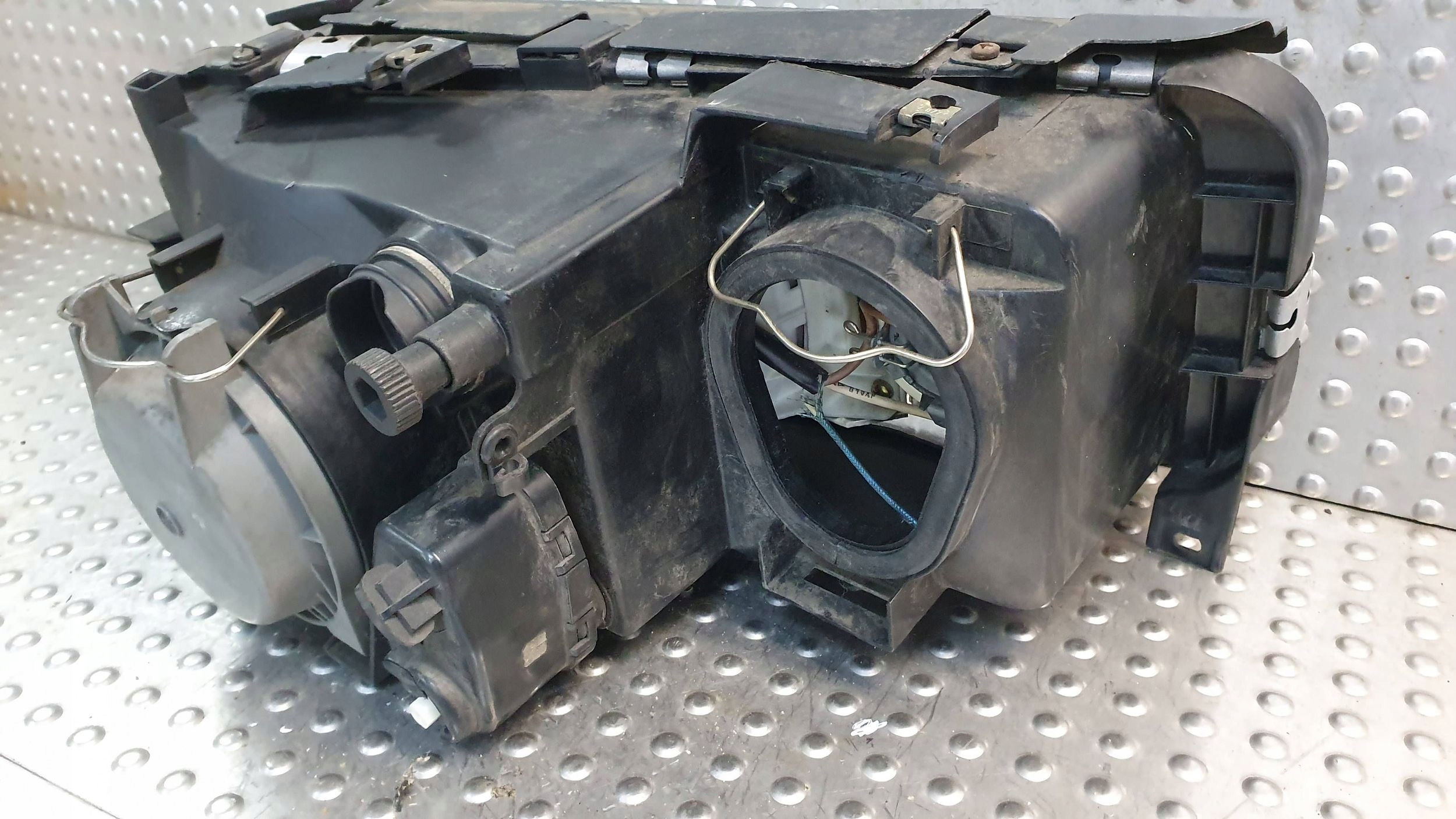 světlo předek levá AUDI 200 C3 83