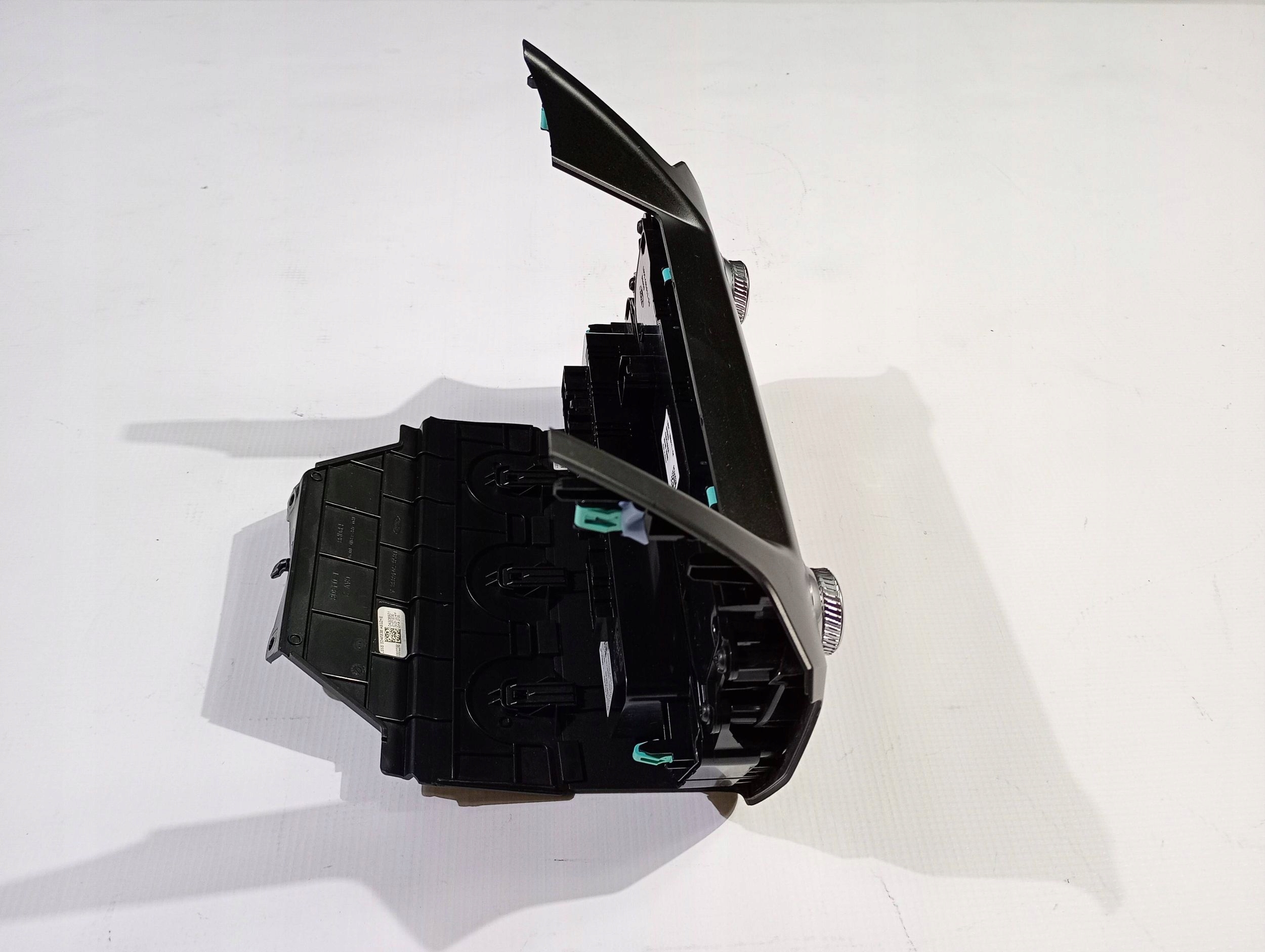 vezérlö panel radia a klímának Ford Explorer VI 3.0 ST 2020