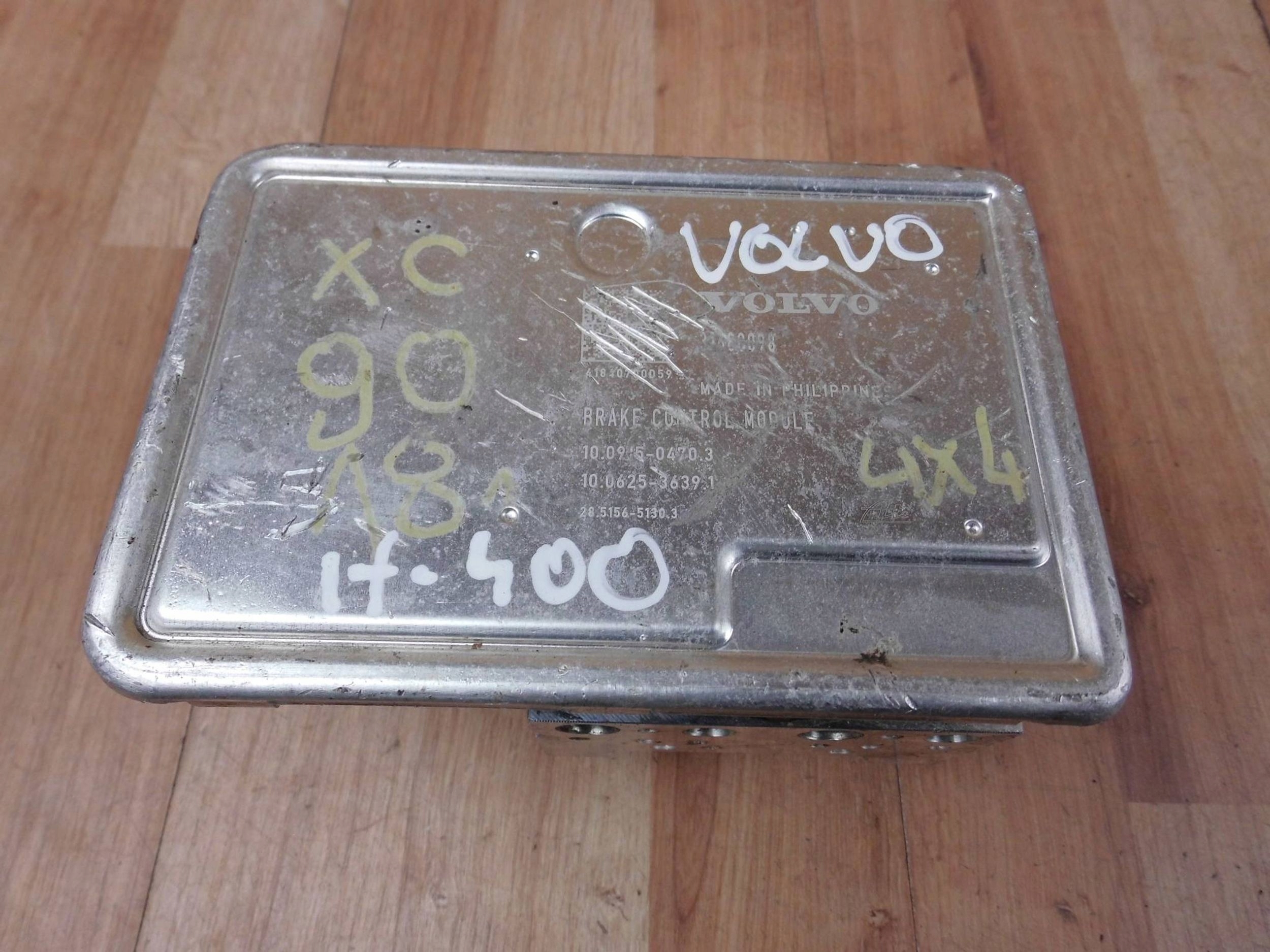 Volvo V90 II S90 XC60 XC90 pumpa ABS 31680098