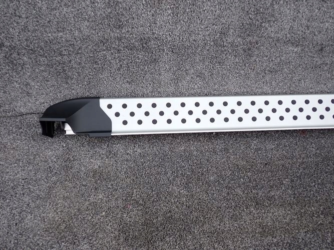 DACIA DUSTER II 17- listwa progowa lewa Numer katalogowy części 8201700147