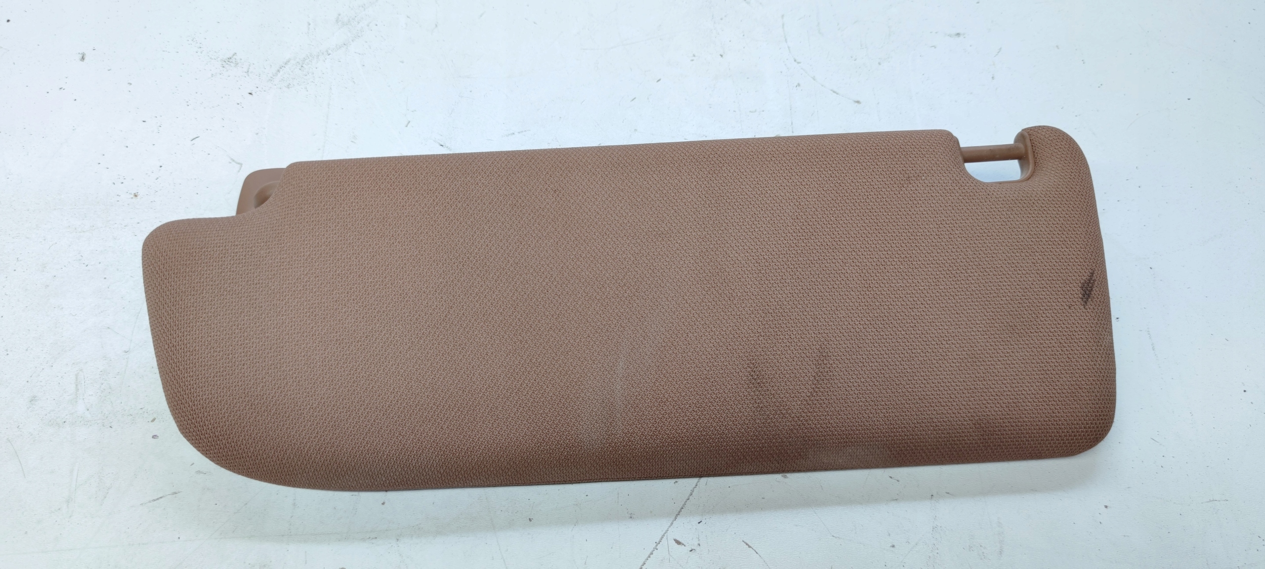BLENDE ABDECKUNG PRZECIWSLONECZNA RECHTS AUDI A6 C6 4F0857552