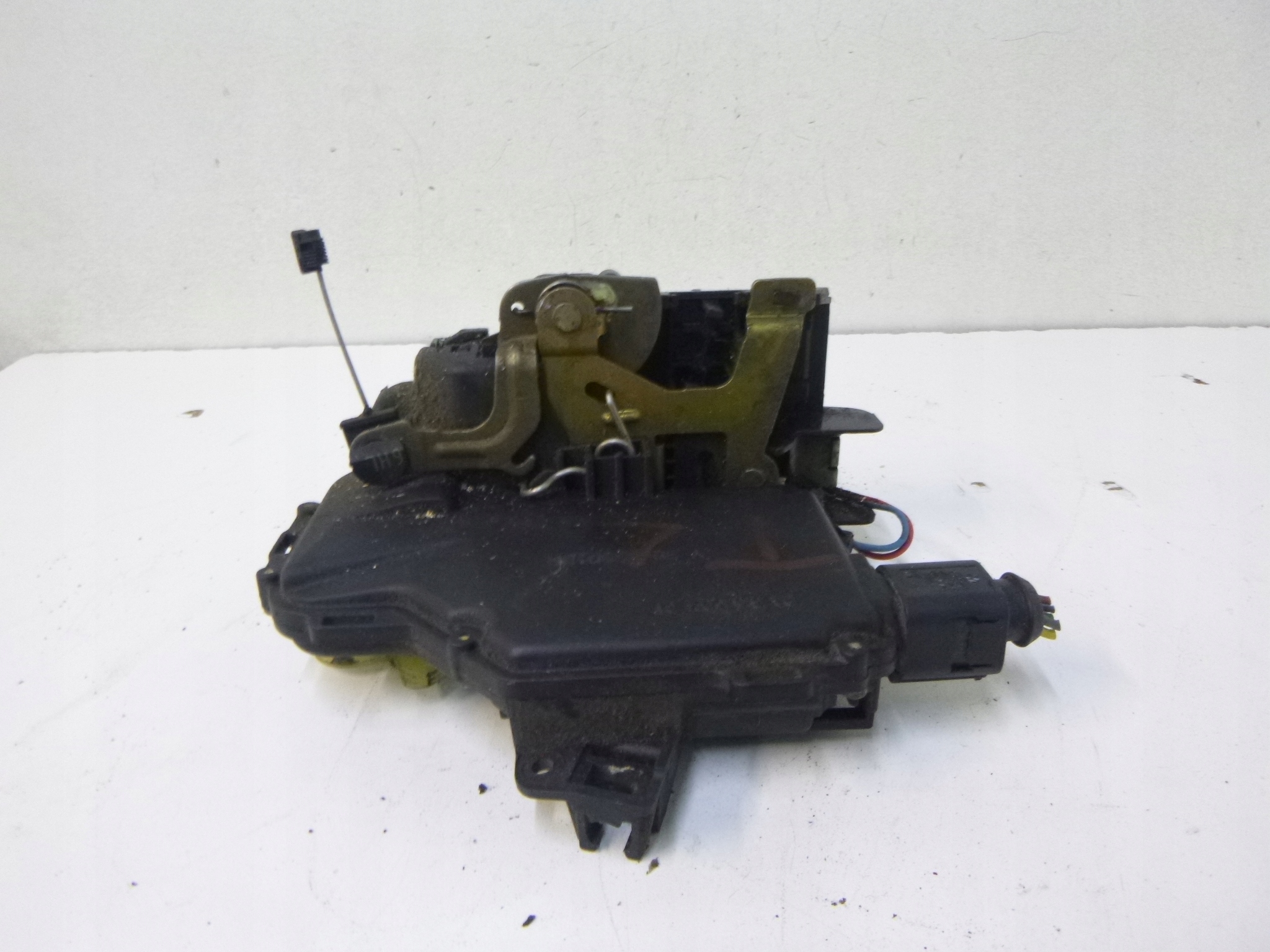 lock rear left Skoda Octavia 1998