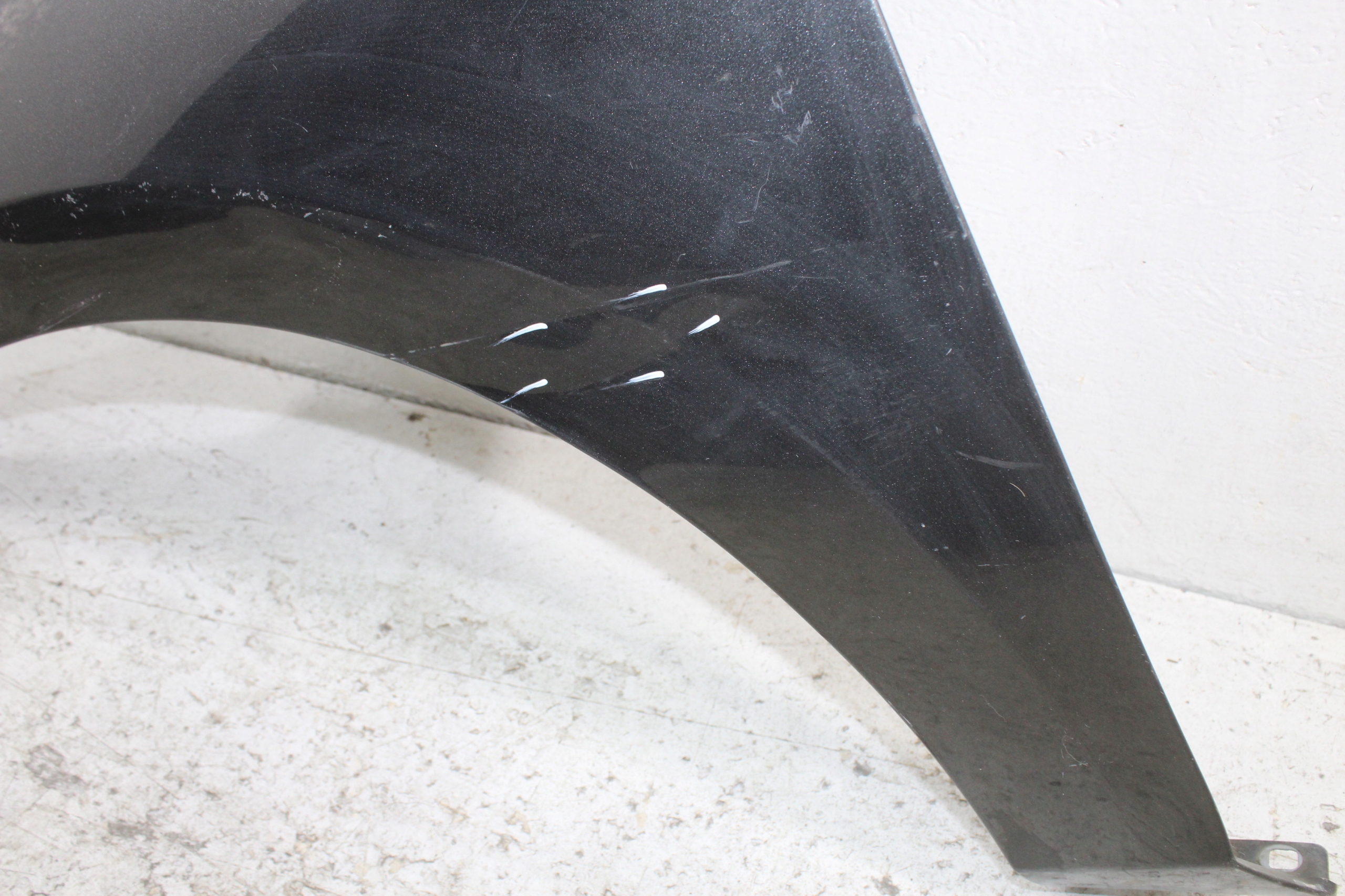 Ford Fiesta MK8 fender left front