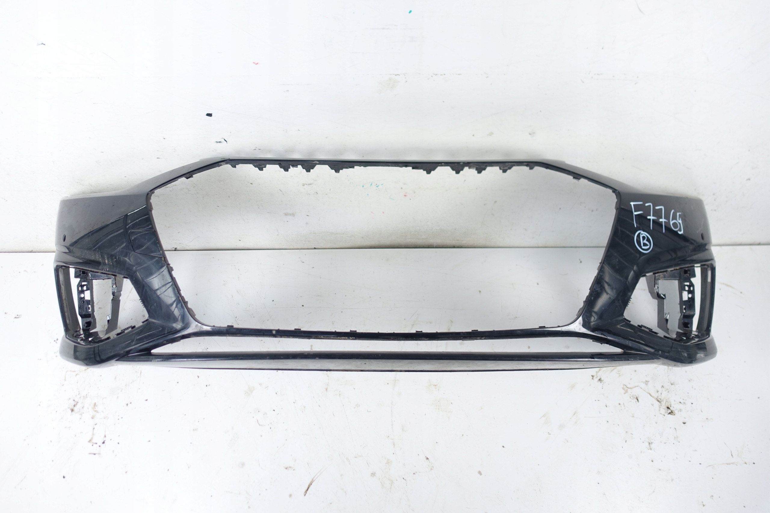 AUDI A4 B9 LIFT 2019- bumper front front 8W0807437AH