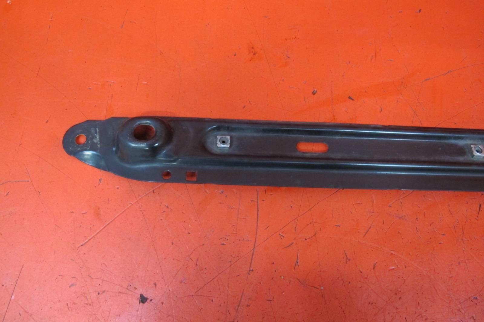 CITROEN DS5 sider pillar below radiator