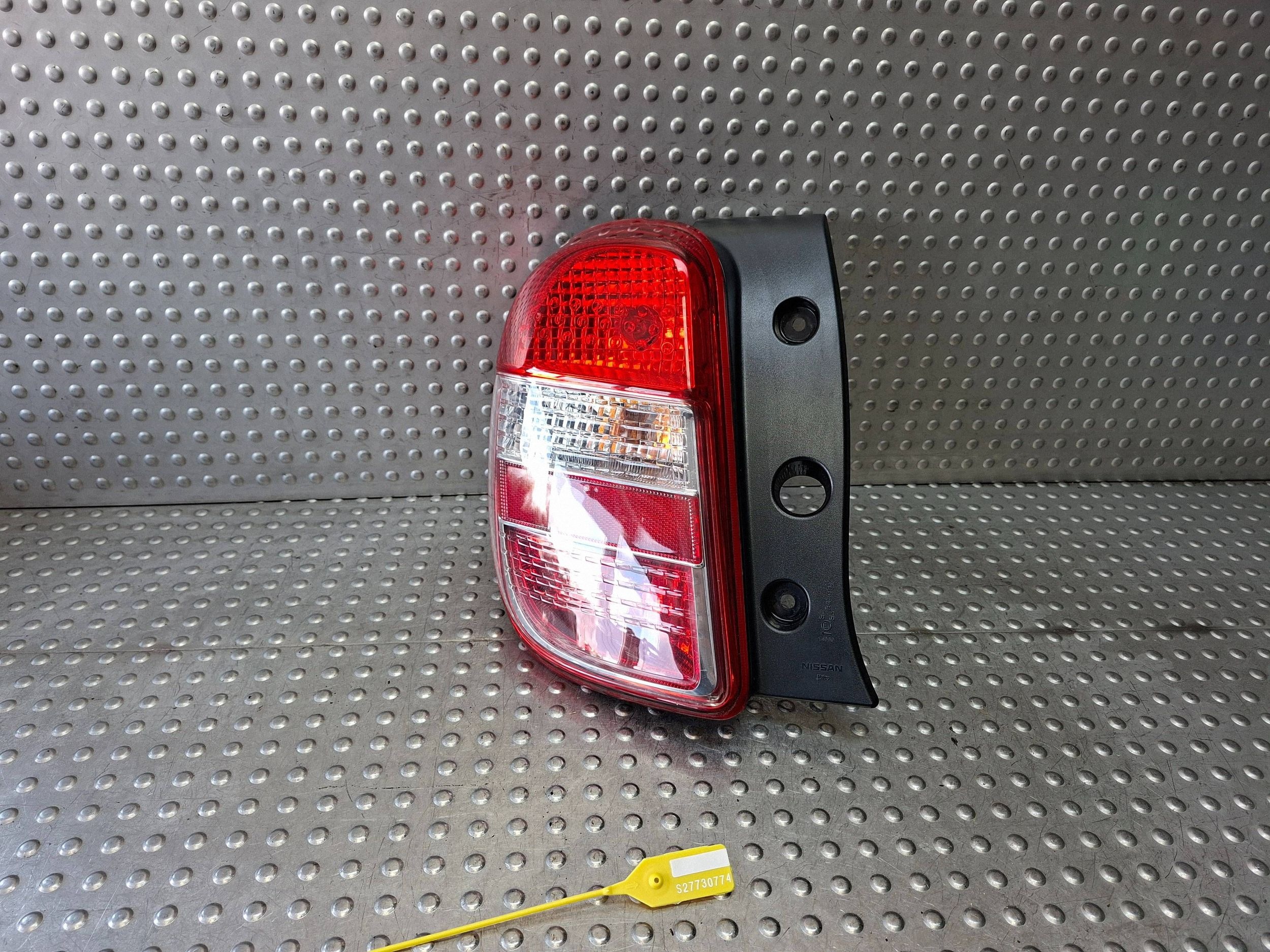 light rear part left NISSAN MICRA K13 10-13 EU