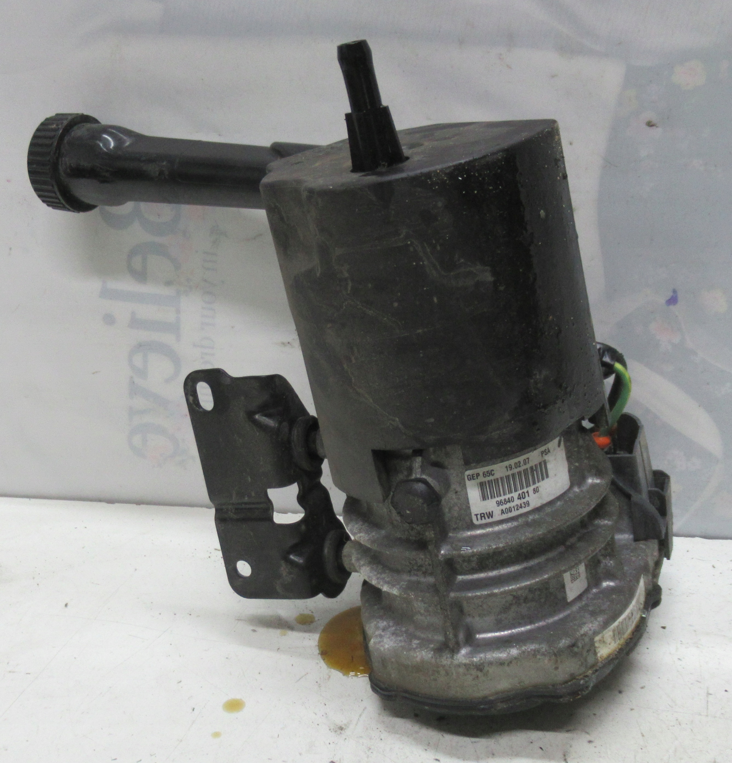 C4 PICASSO 09R Servopumpe 9684040180
