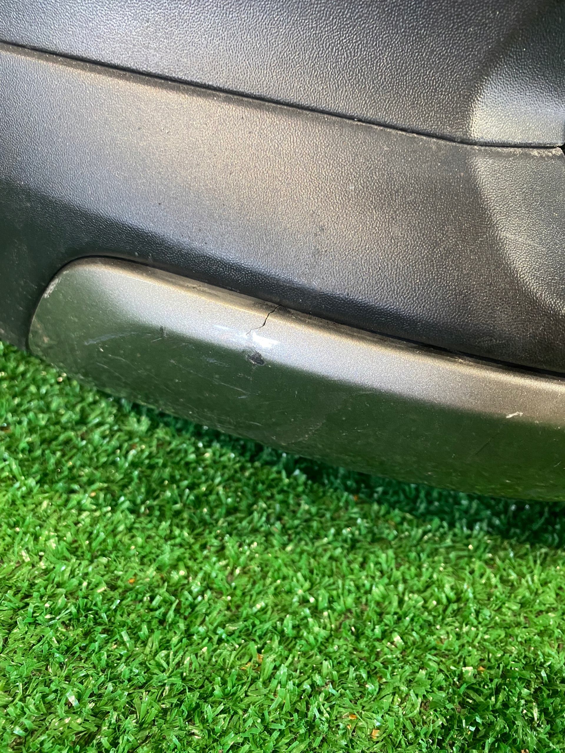 Frontstoßstange TOYOTA RAV4 V nr.444
