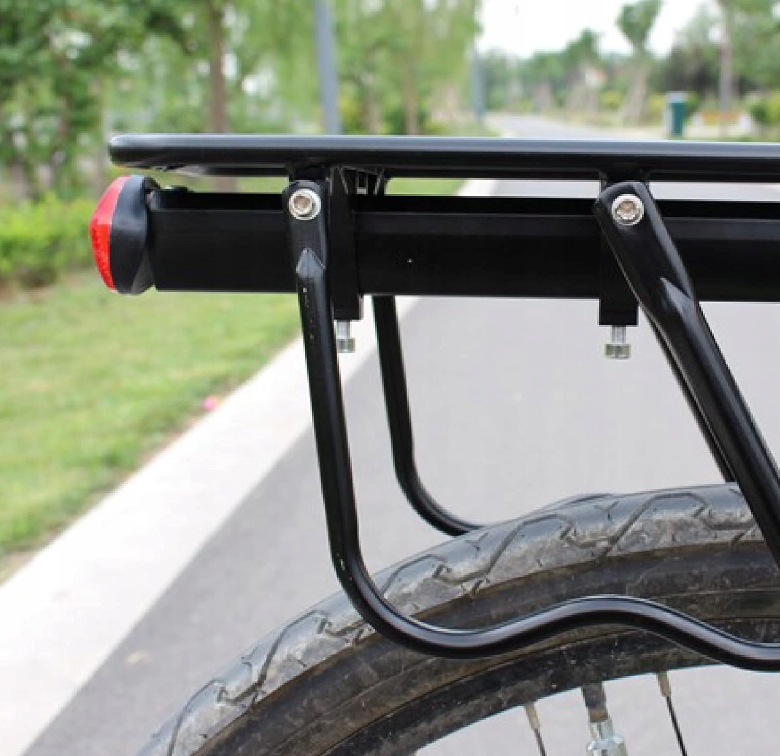 UNIWERSALNY BAGAŻNIK ROWEROWY TYLNY ALUMINIOWY NA ROWER WYTRZYMAŁY 50KG Marka Inna marka