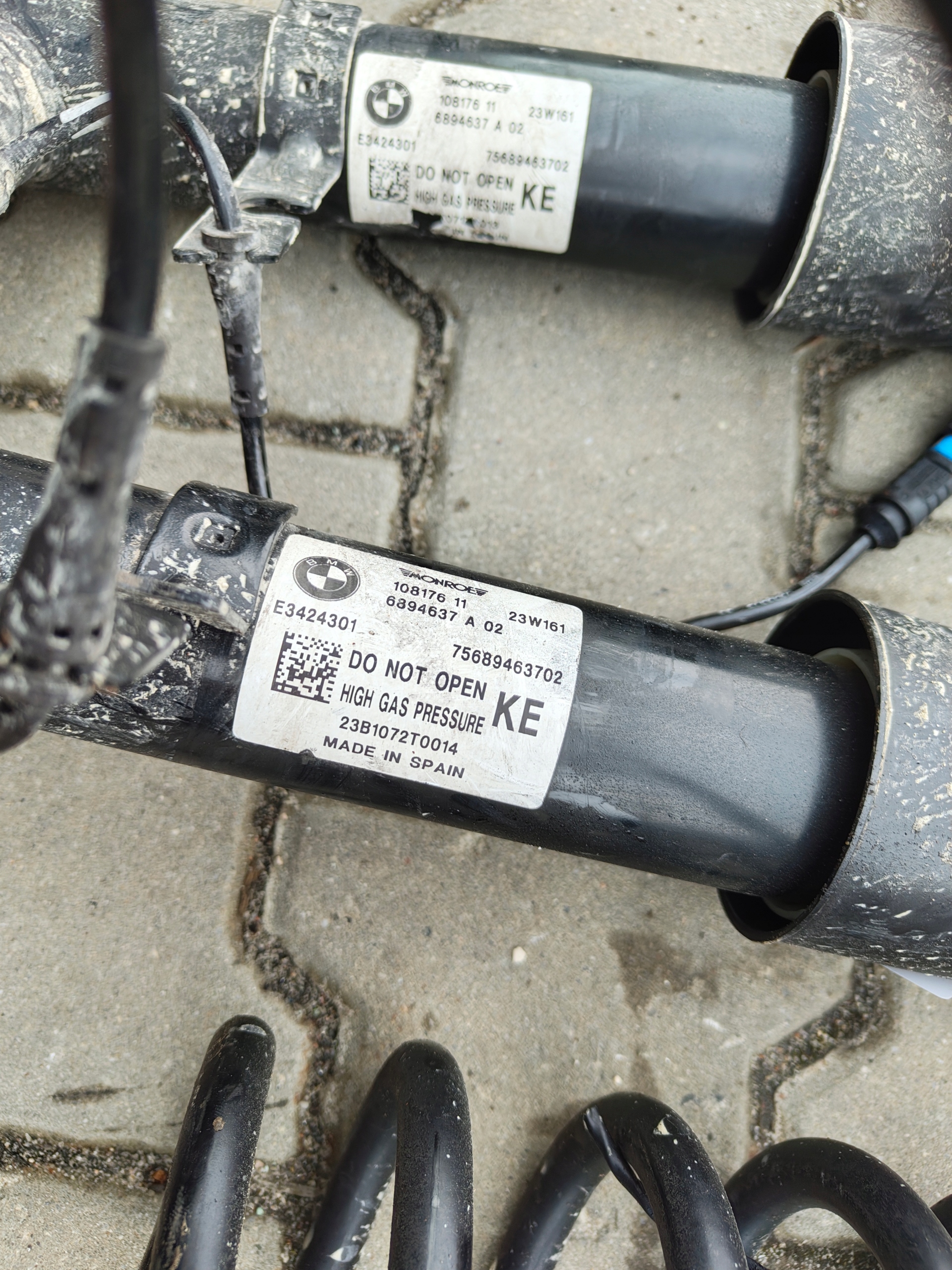 BMW Z4 G29 Stoßdämpfer heck 6894637