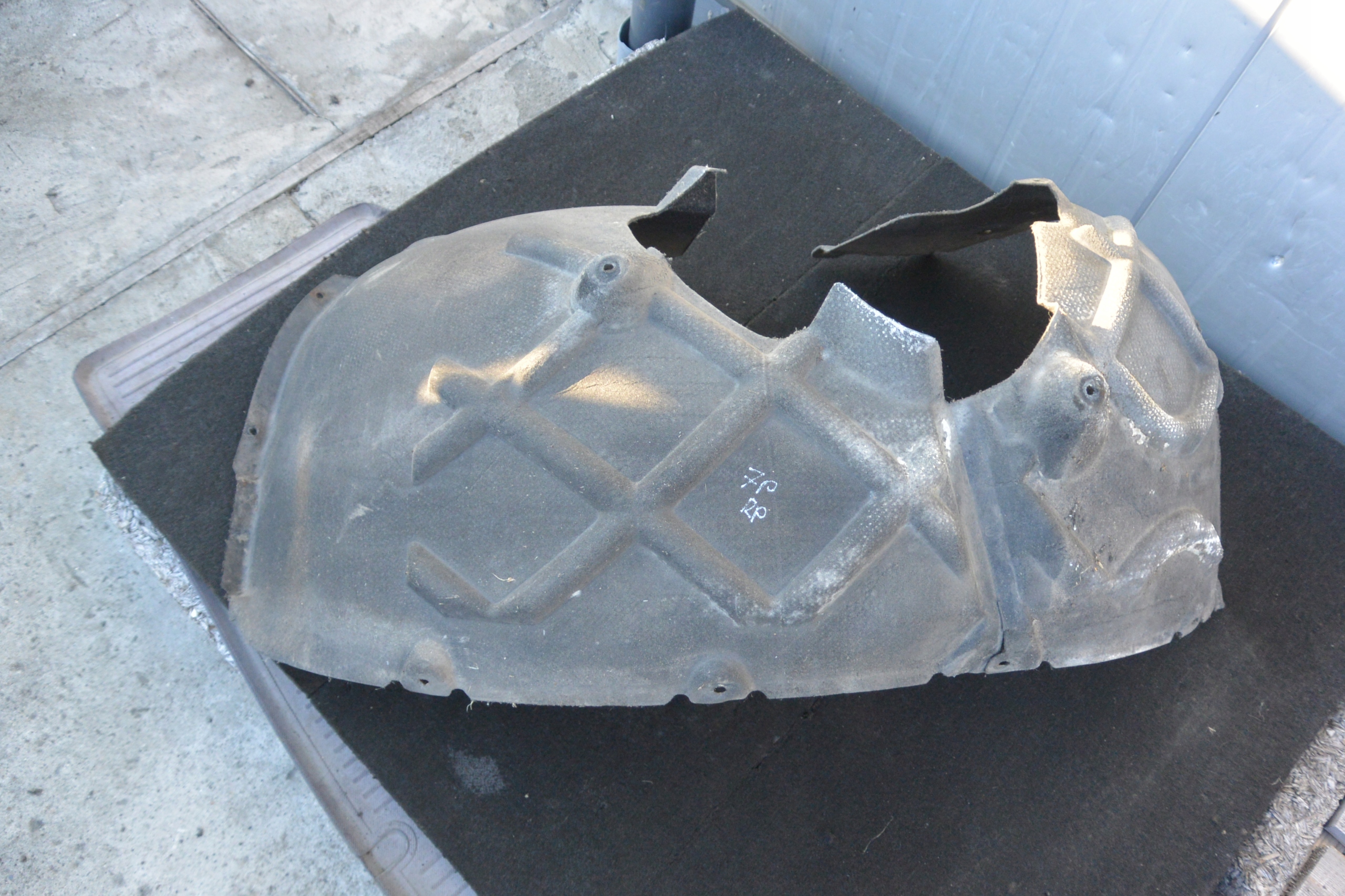 mudguard right front TOUAREG VW TOUAREG 7P 3.0 TDI