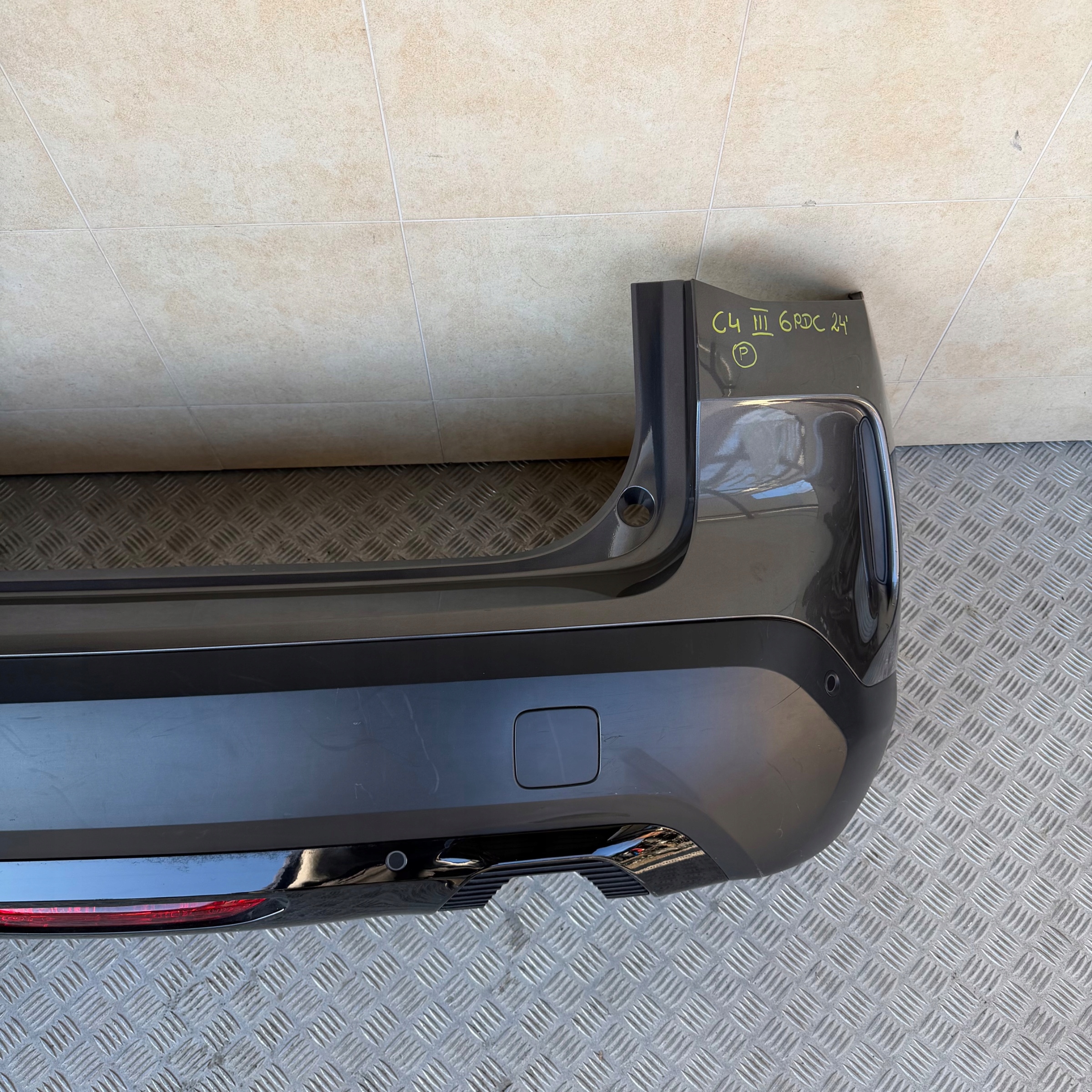 bumper rear complete CITROEN C4 III 2024 ROK 6 PDC