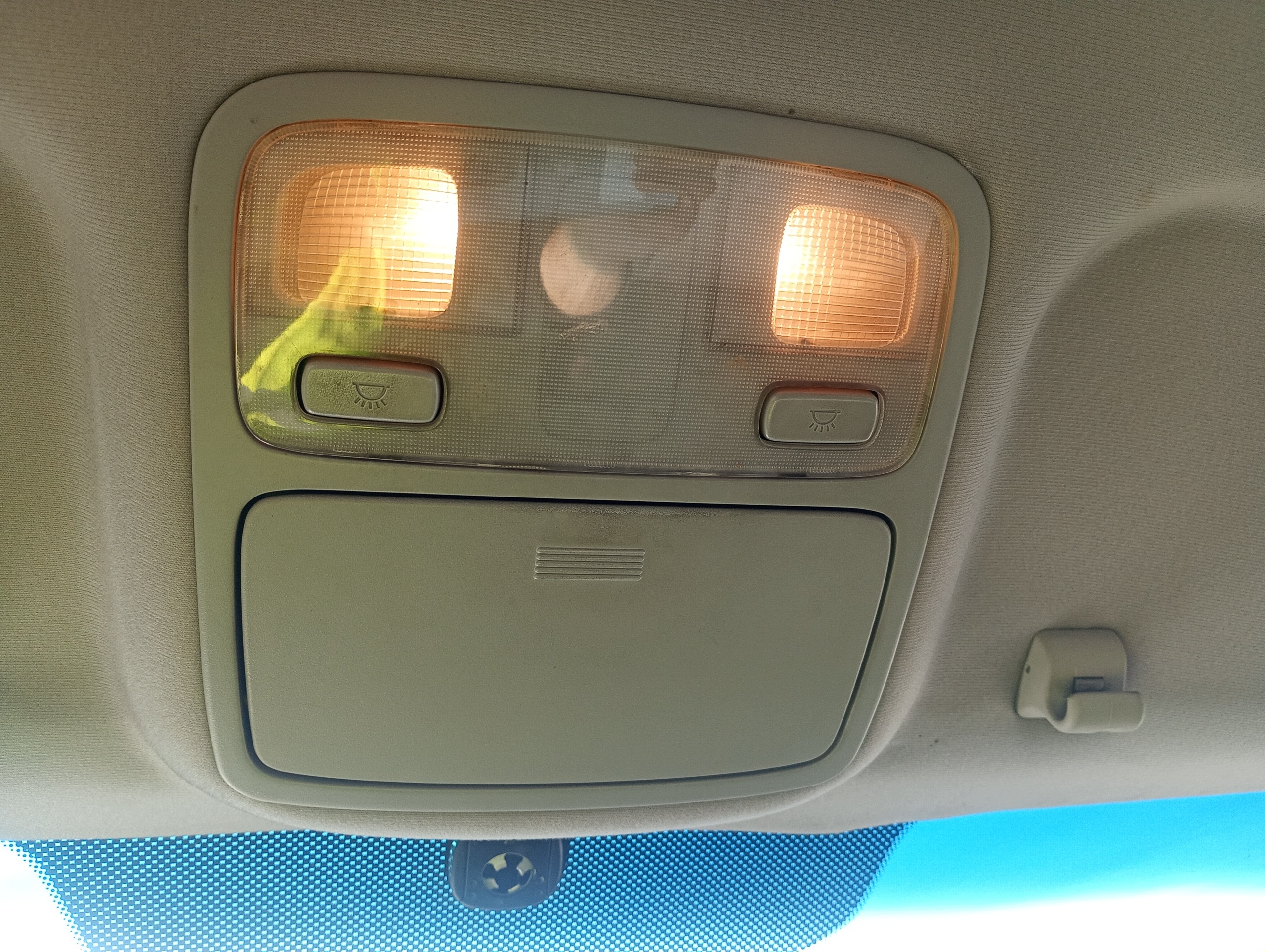 feu interne plafonnier cabine éclairage Kia Sportage 2 II 04-10