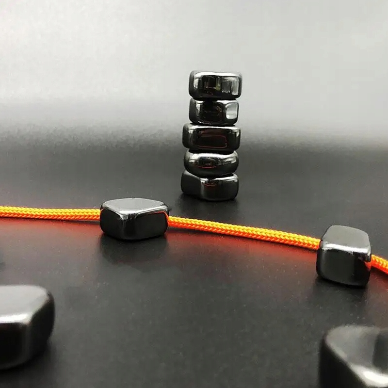 WIELOOSOBOWA GRA SZACHOWA MAGNETIC KAMIENIE DLA RODZINY WERSJA SZNURKOWA Producent inny