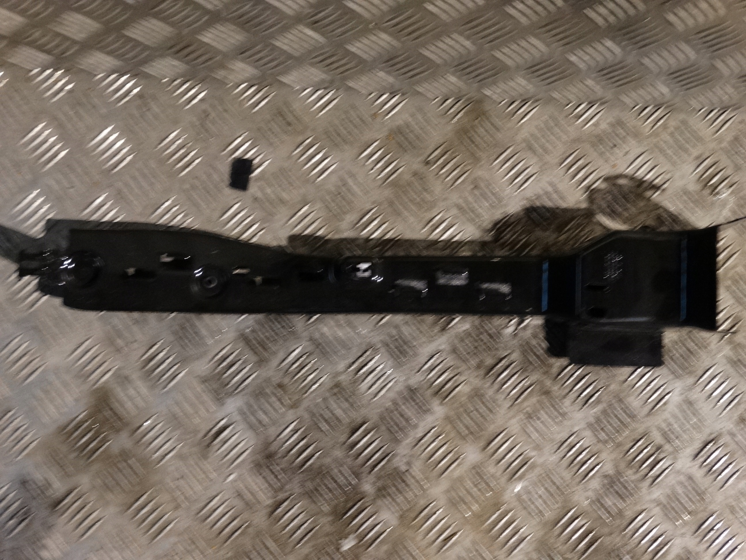 IDEAL console holder left PORSCHE 991 1