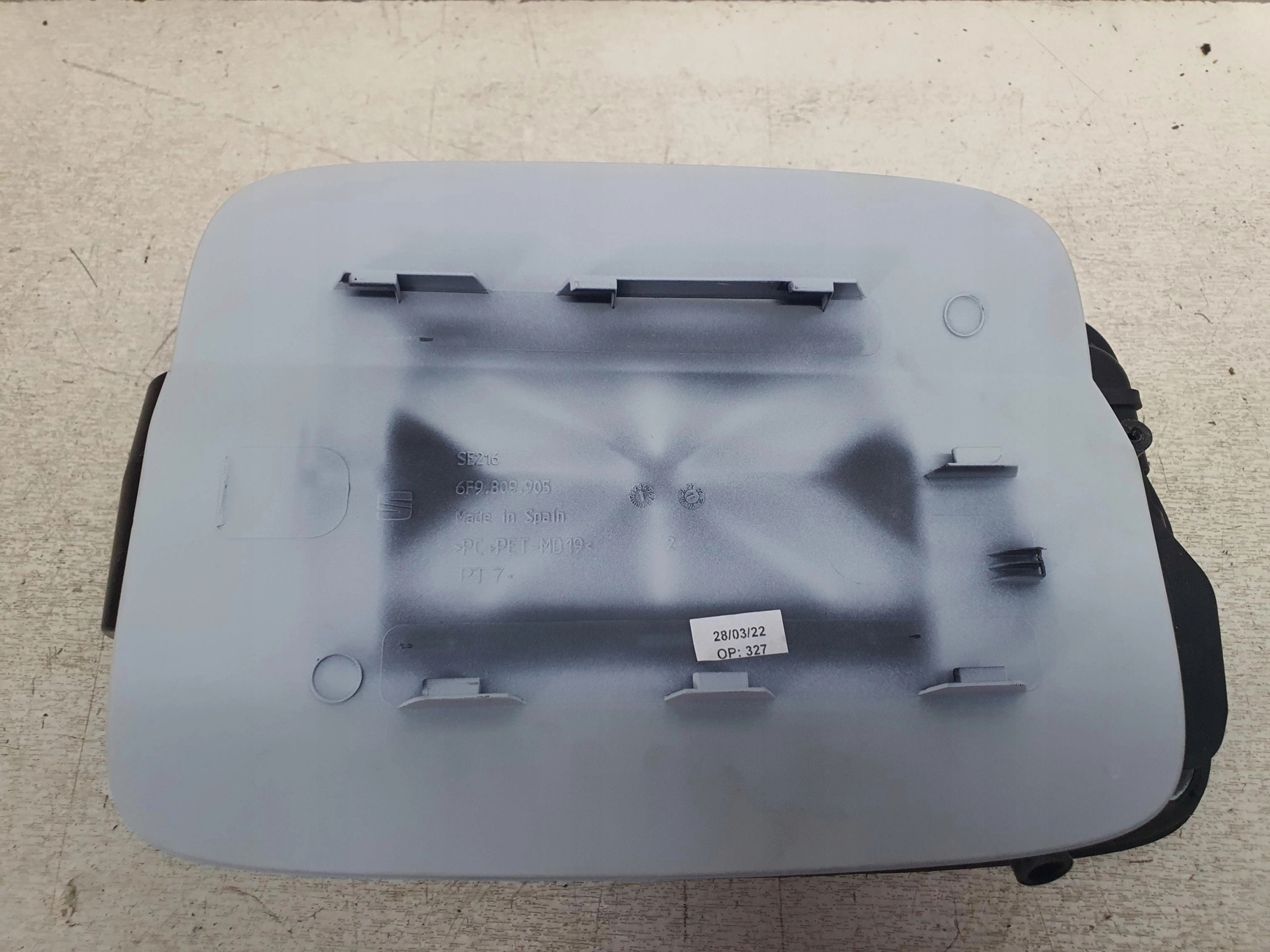 Klapka wlewu paliwa SCALA ARONA IBIZA V Numer katalogowy części 6F9809905 VW