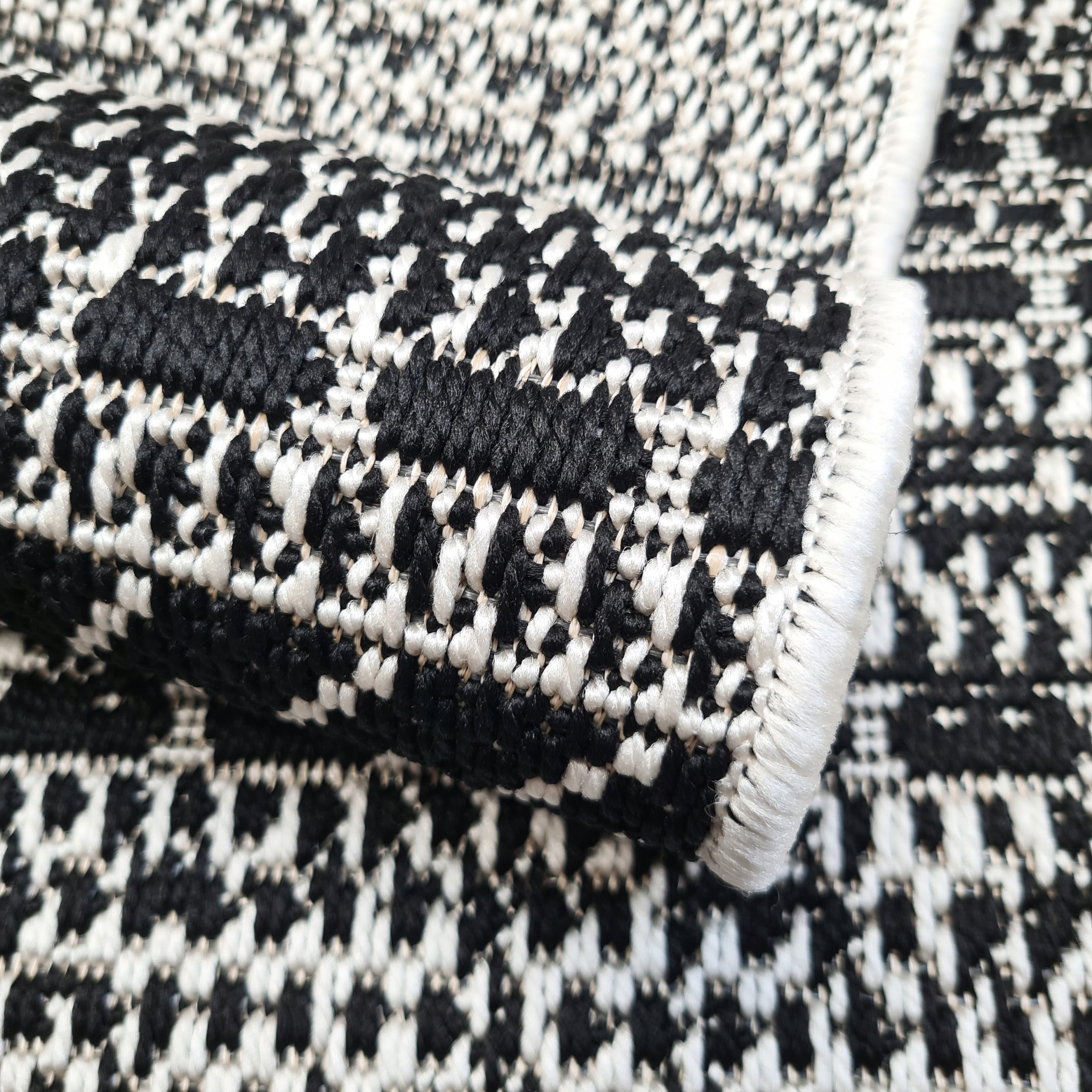 DYWAN BOHO ZEWNĘTRZNY SZNURKOWY NA TARAS BALKON DO SALONU SYPIALNI 160X230 Kod producenta DYWAN NA BALKON TARAS TARASOWY 39634196