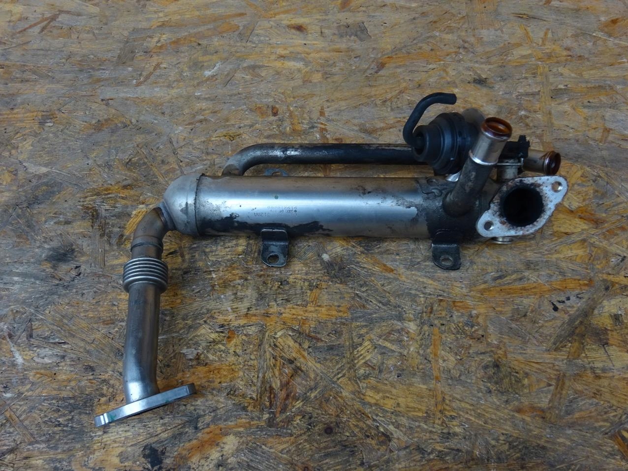 03G131512AA - AUDI A3 8P 1.9 TDI BLS 03 - радіатор вихлопних газів EGR