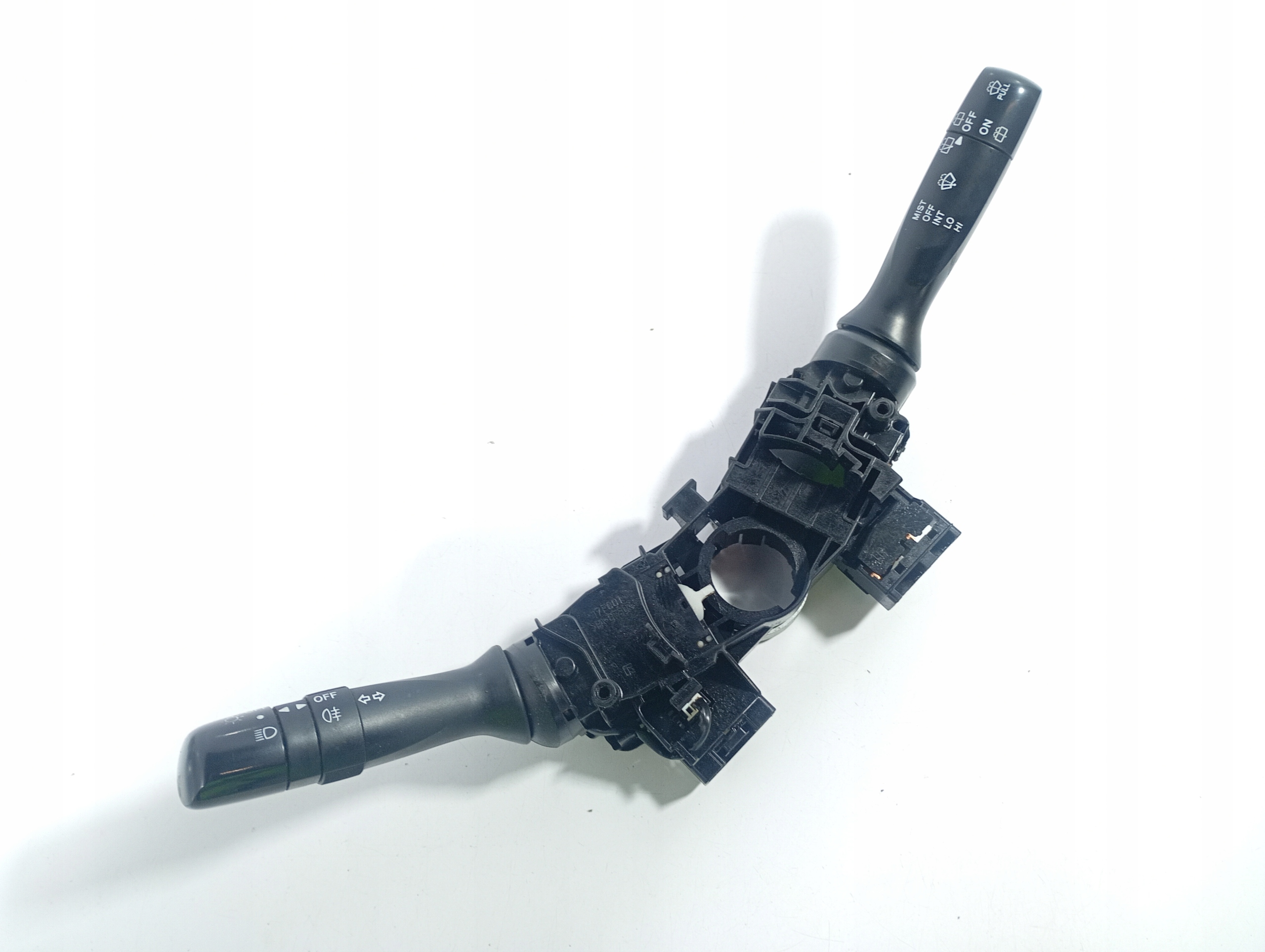 switch steering wheel levers and controls Toyota Aygo 05-14