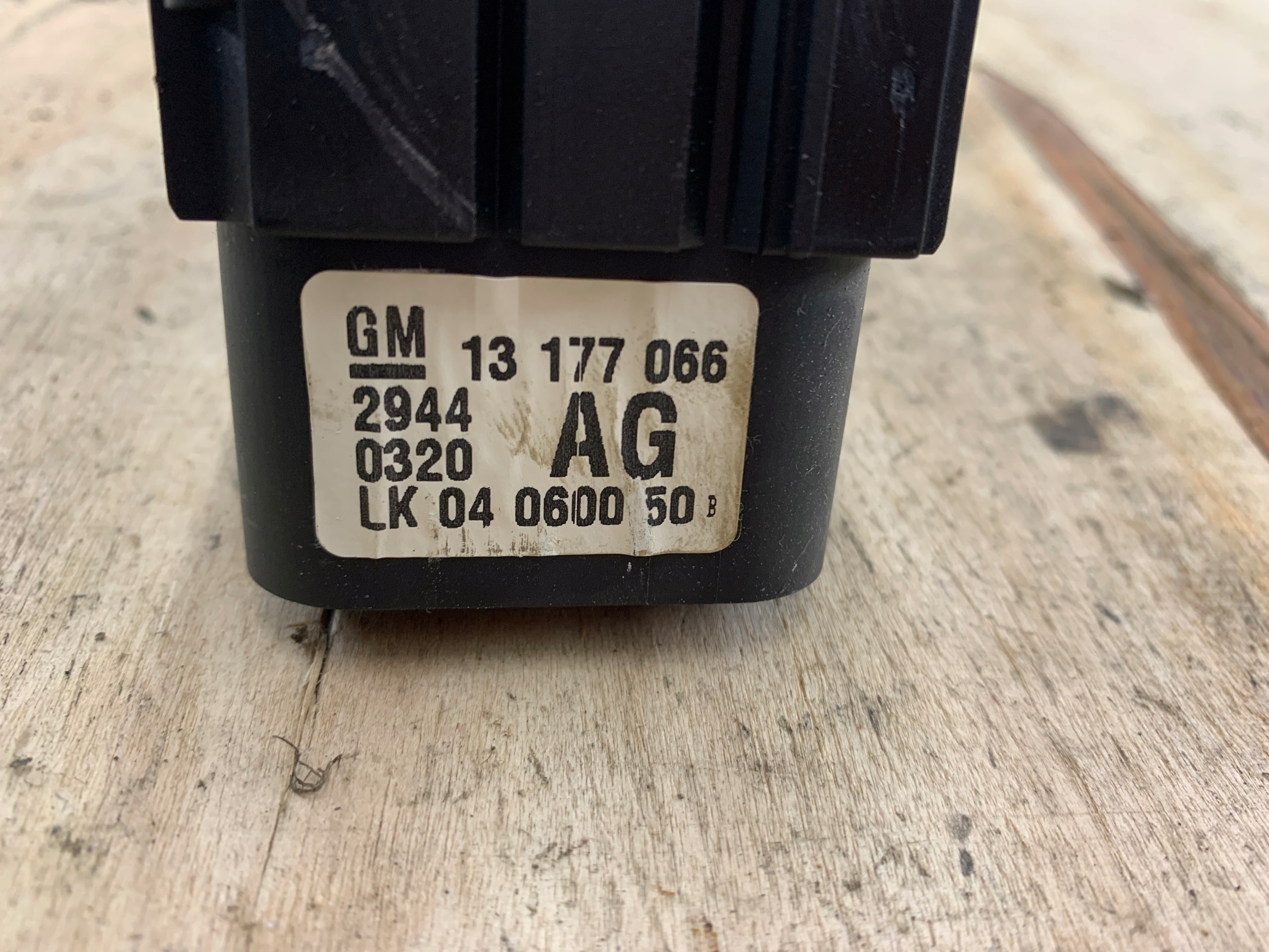 OPEL VECTRA C SIGNUM light switch 13177066