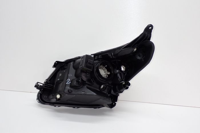 TOYOTA URBAN CRUISER 09- reflektor right light right 81130-52C10